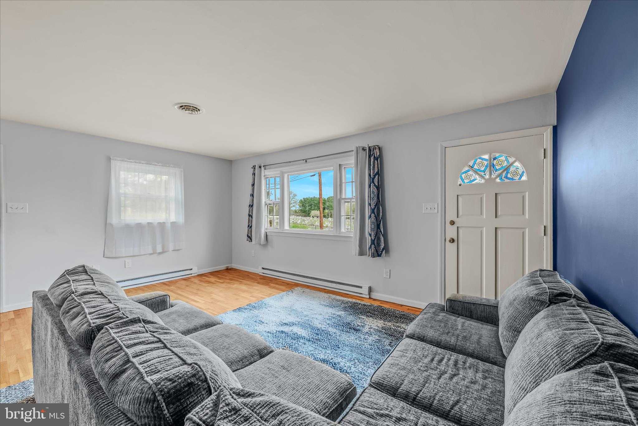 410 S Seminary St photo 6