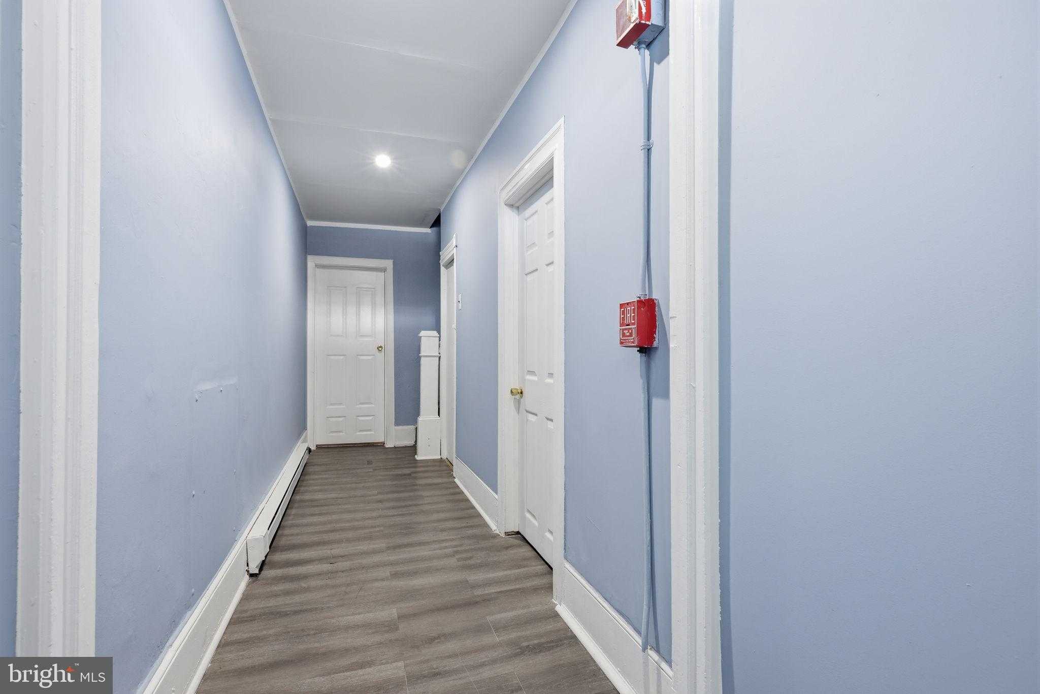 422 E Allegheny Ave photo 28