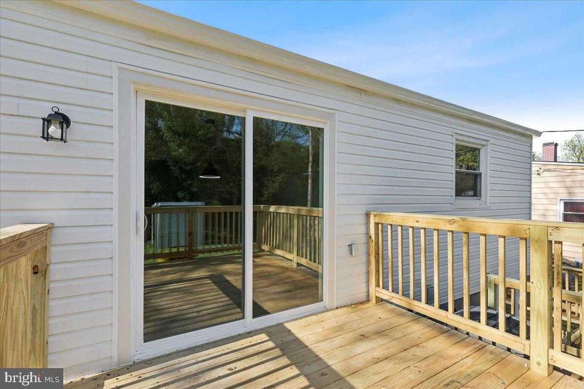 216 Cheddington Rd photo 53