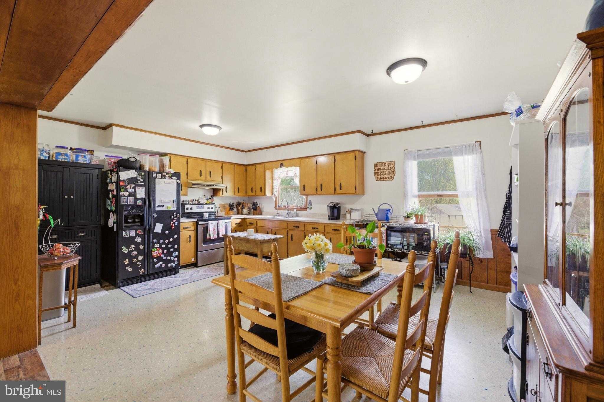 208 Central Dr photo 15