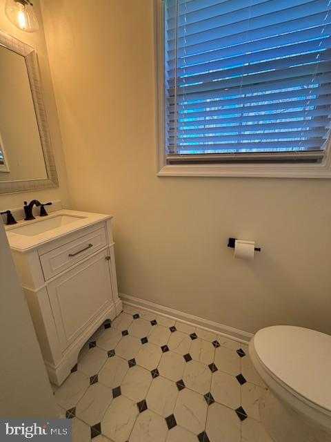 912 Greenwood Cir photo 22