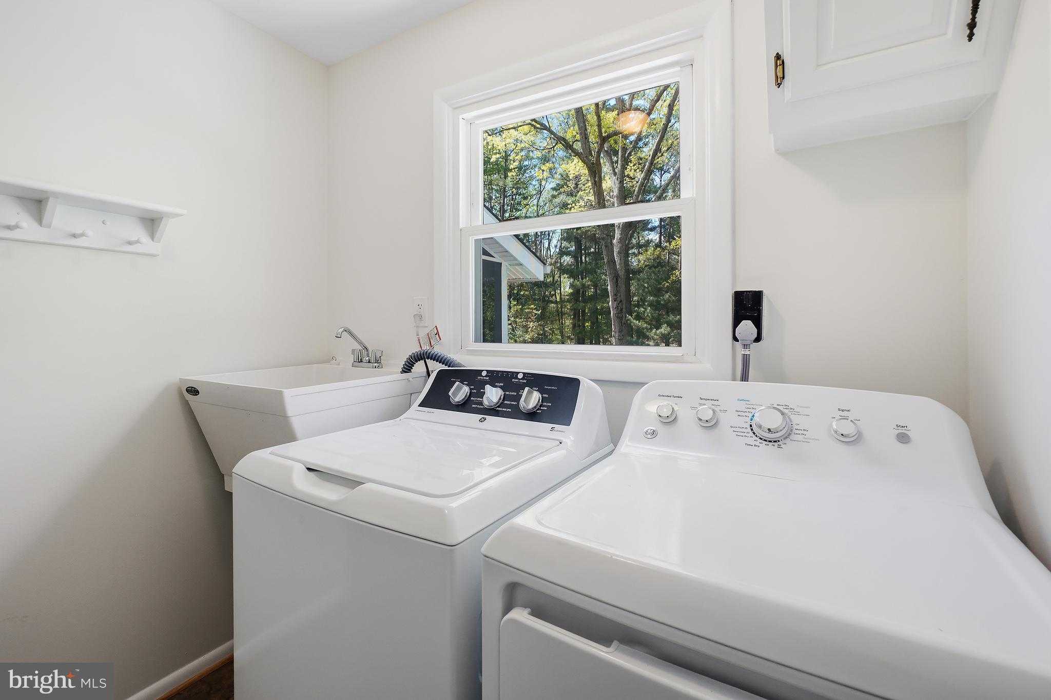 10908 Howland Dr photo 19