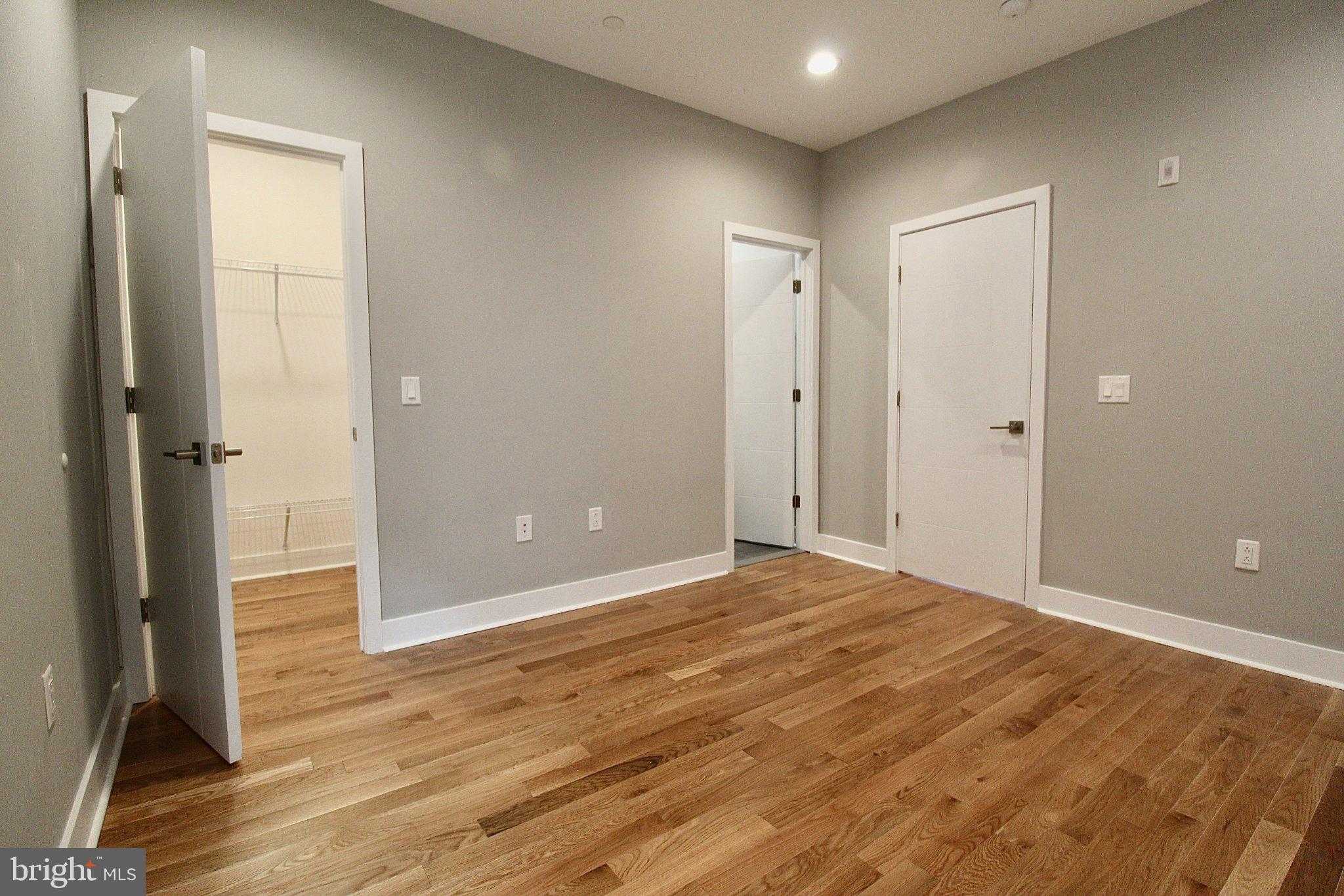 1642 Cambridge St photo 10