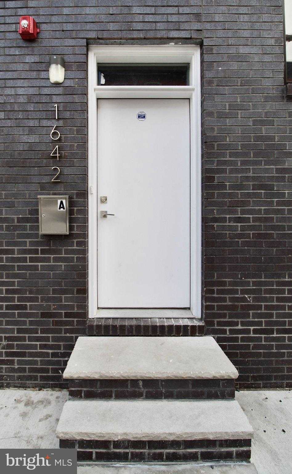 1642 Cambridge St photo 3