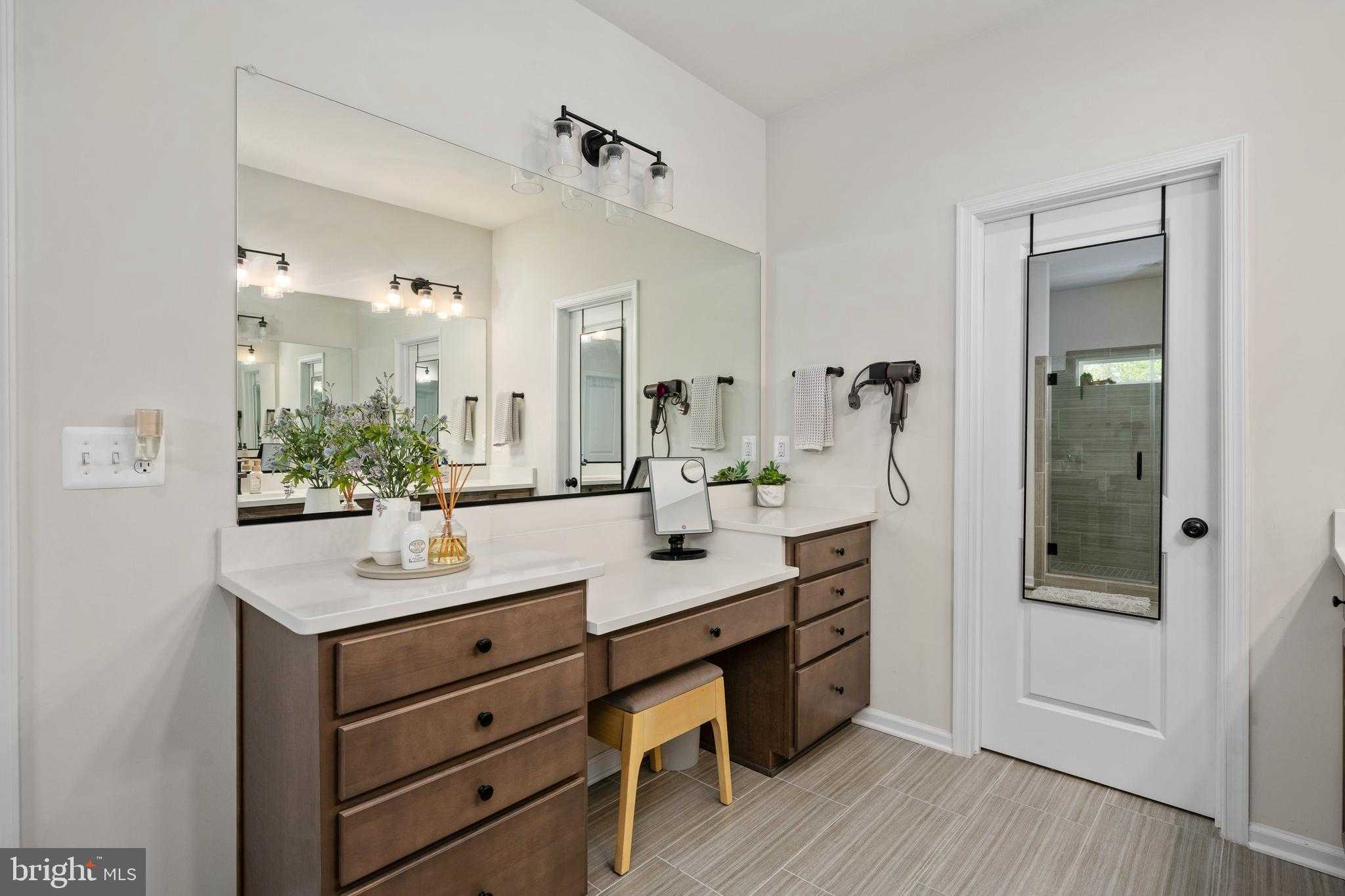 310 Liberty Hall Dr photo 30