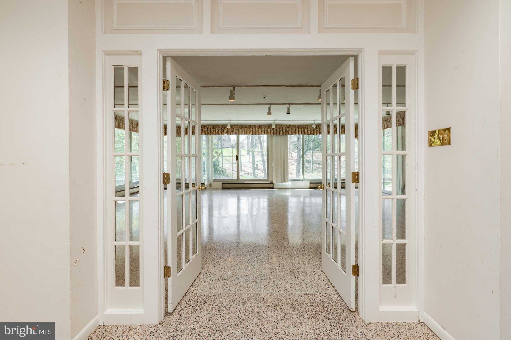 1211 E Butler Pike photo 14