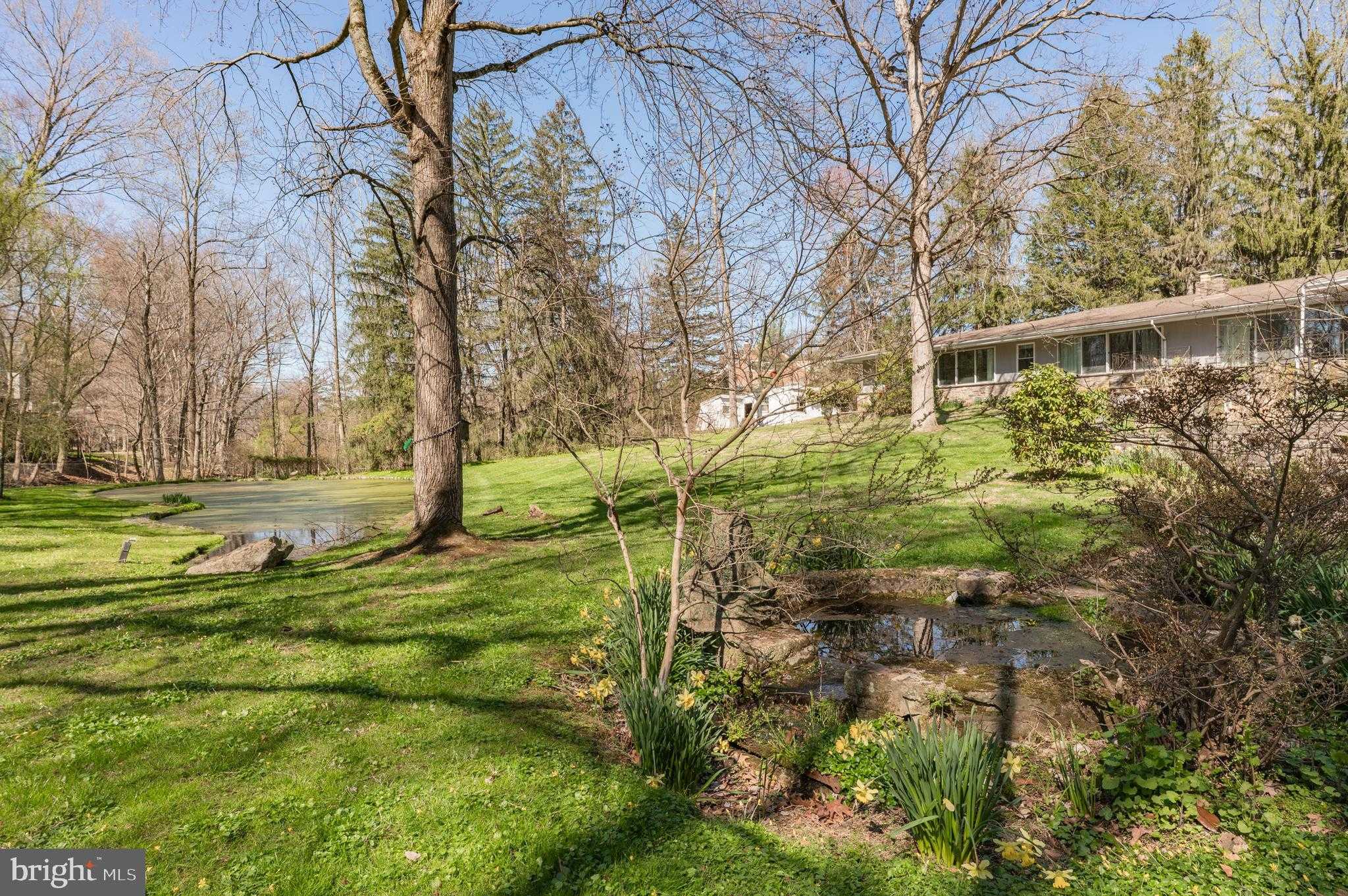 1211 E Butler Pike photo 2