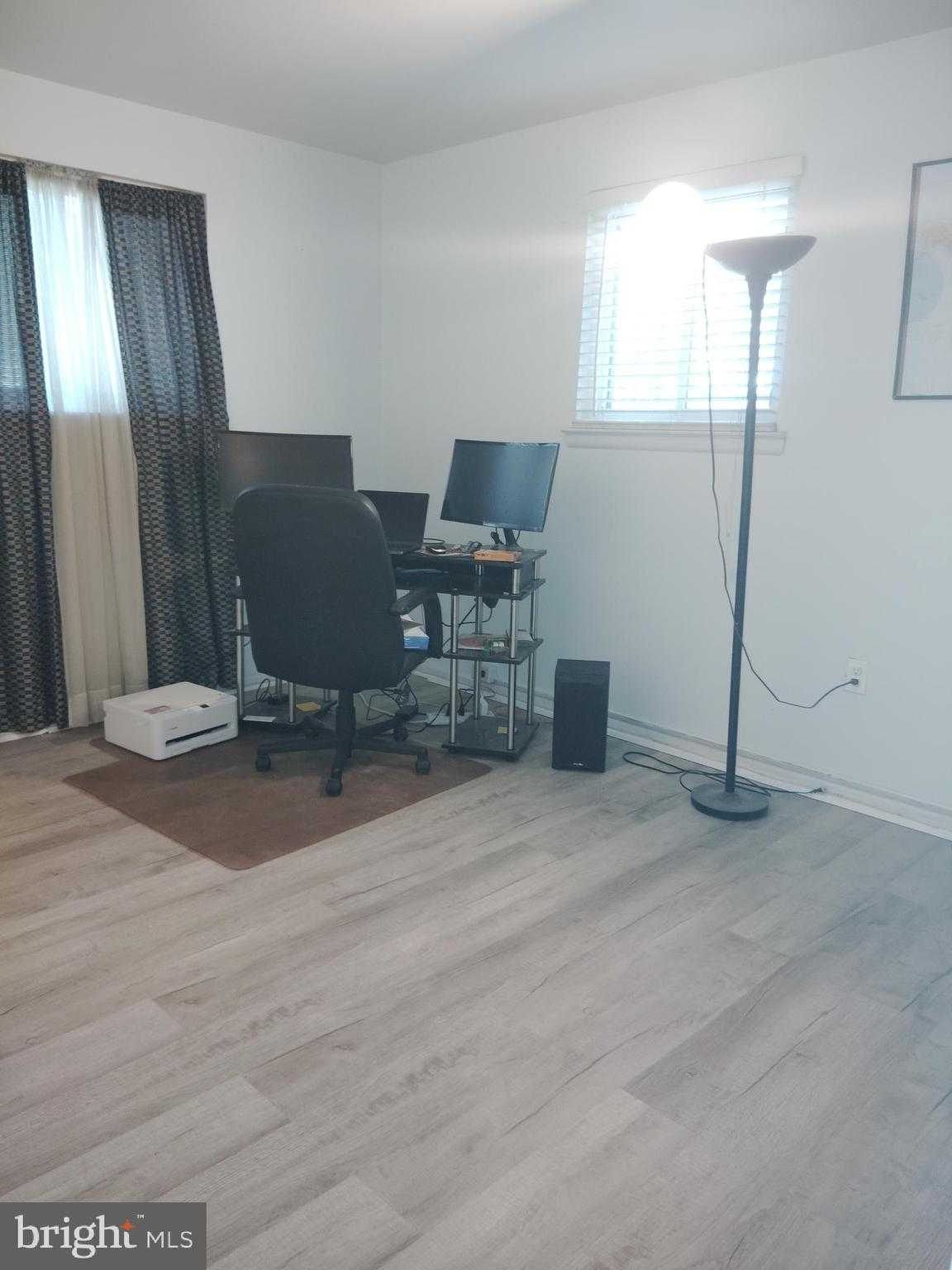 4106 Saint Clair Pl photo 5