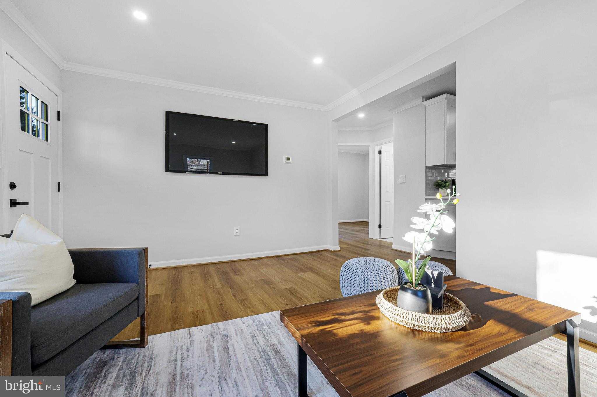 4305 Garrett Park Rd photo 8