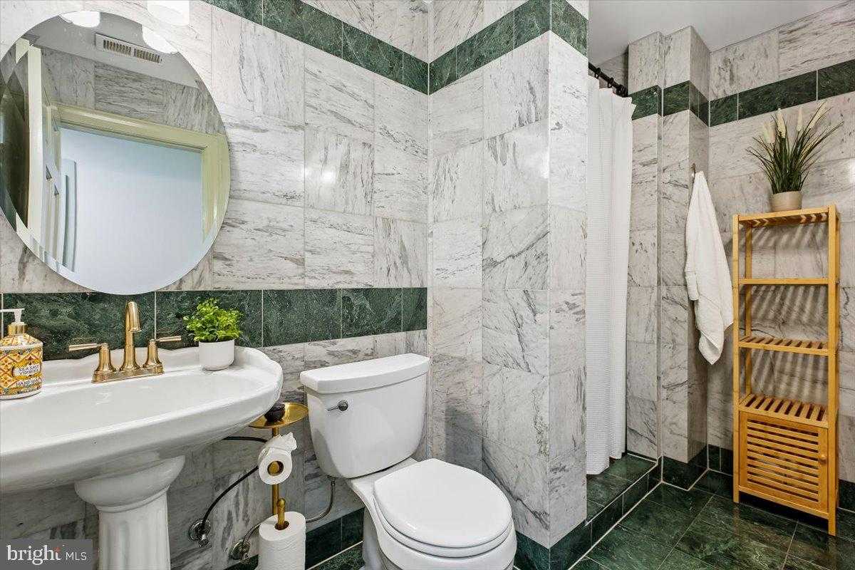 6317 Poe Rd photo 25