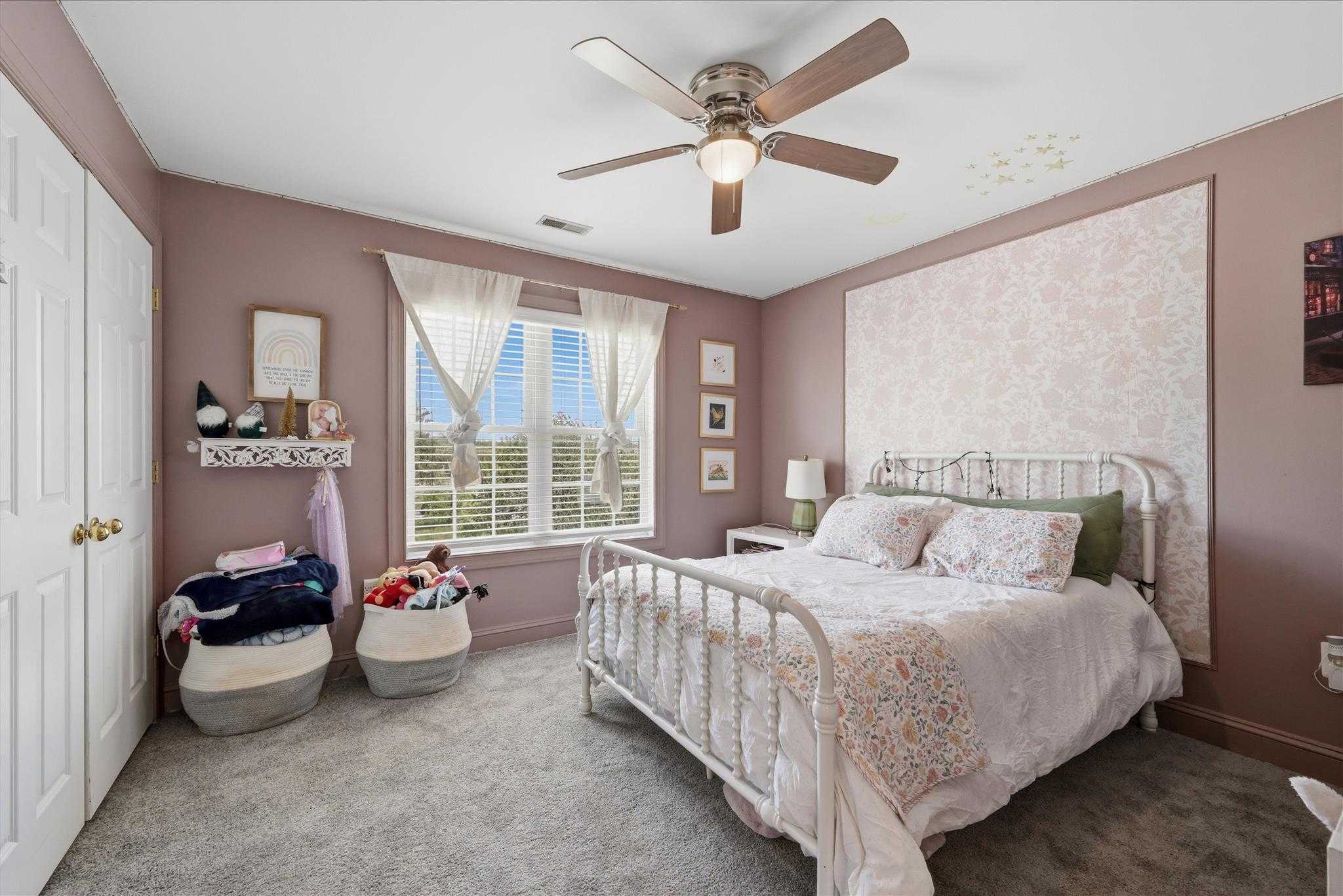 115 Lariat CT photo 29