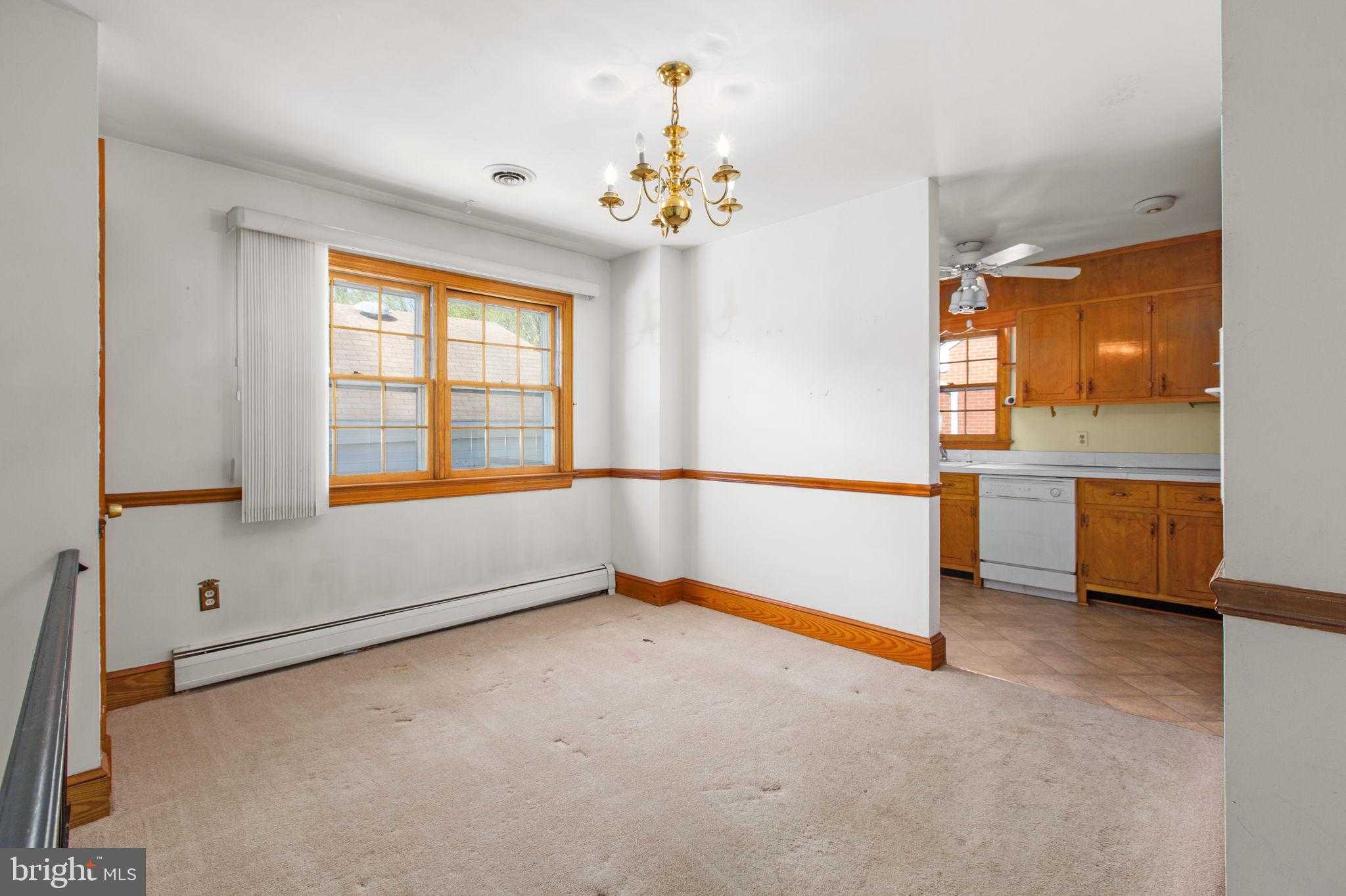 1329 Brent St photo 15