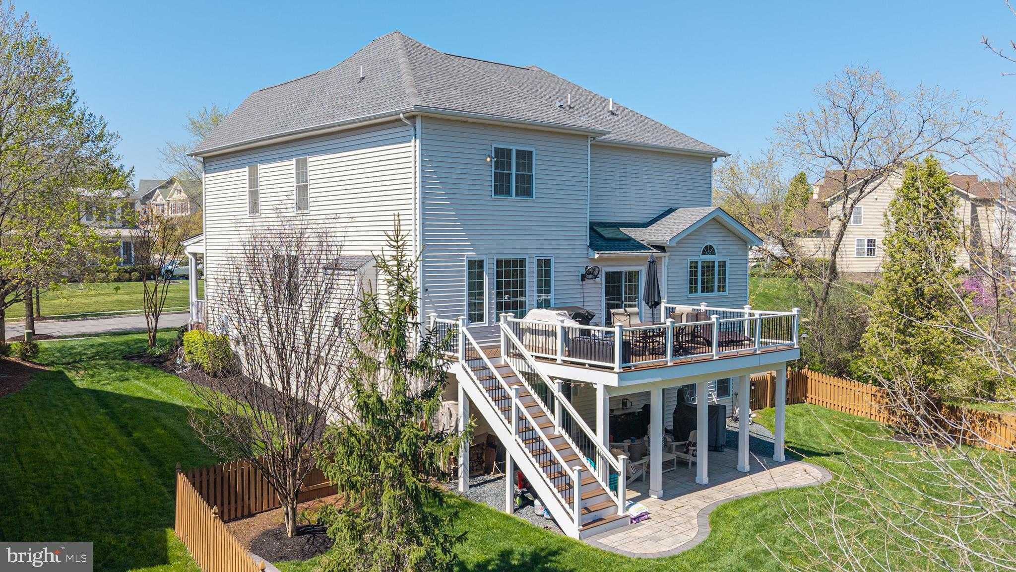 5800 Waterloo Bridge Cir photo 65