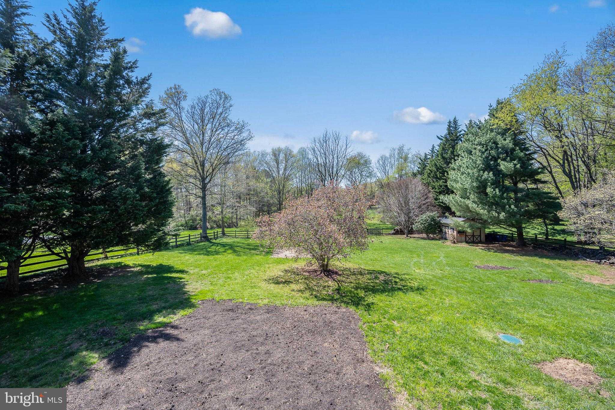 20116 Sweet Meadow Ln photo 30