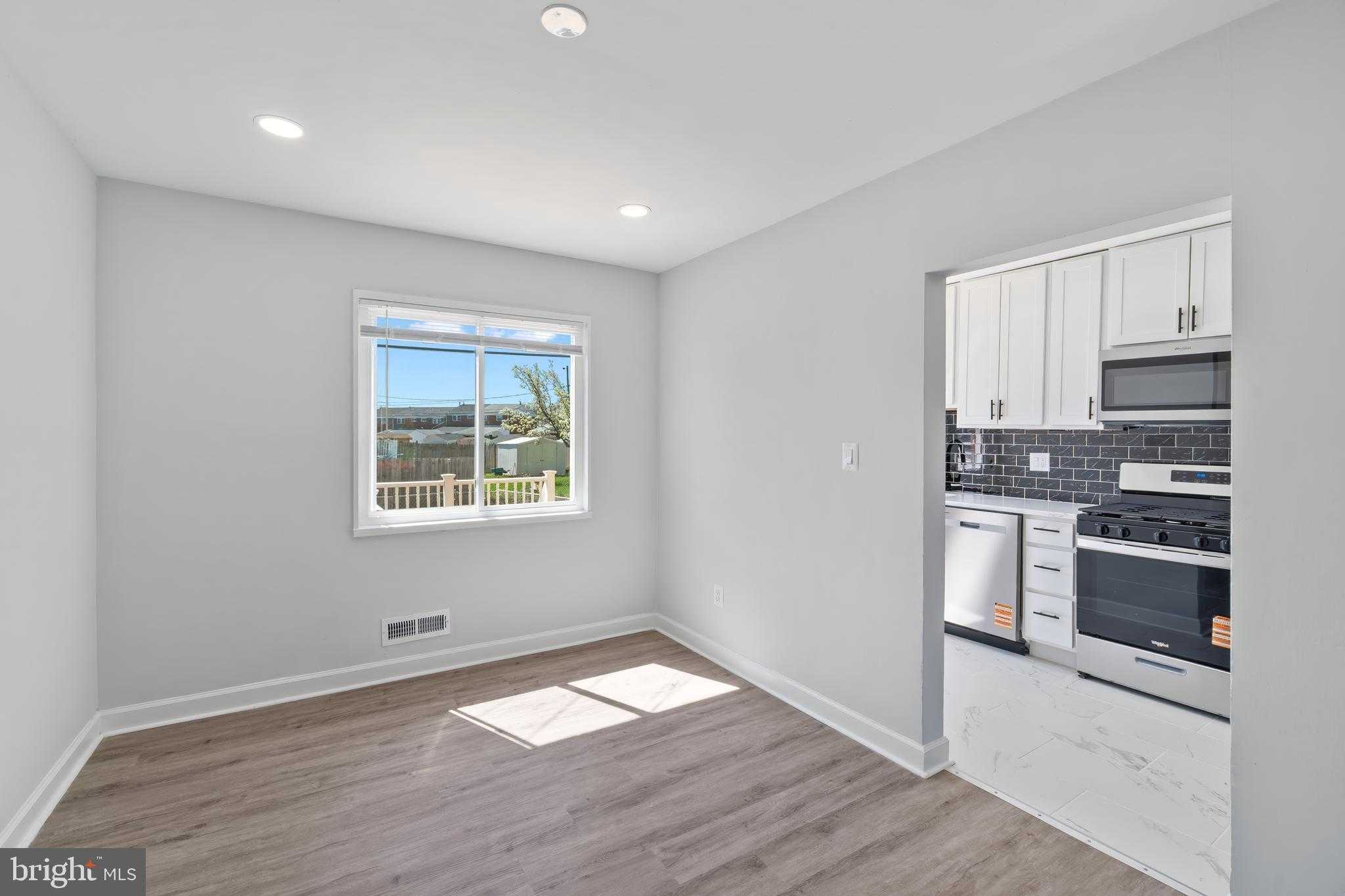 3331 Wallford Dr photo 7