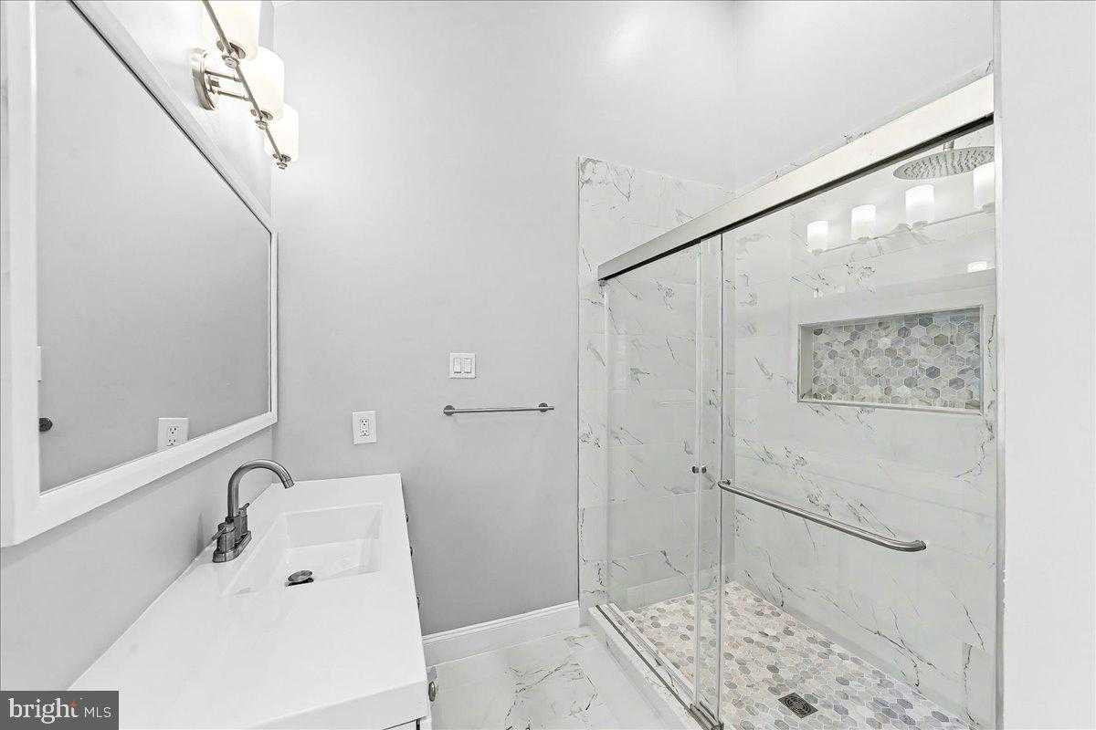 11 Forwood Dr photo 32