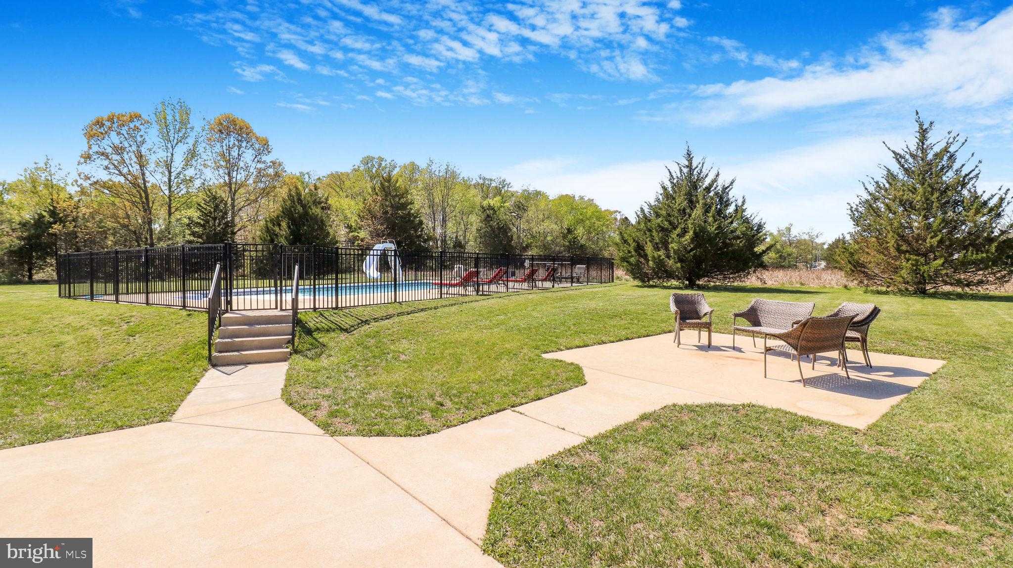 40840 Greenwood Ln photo 74