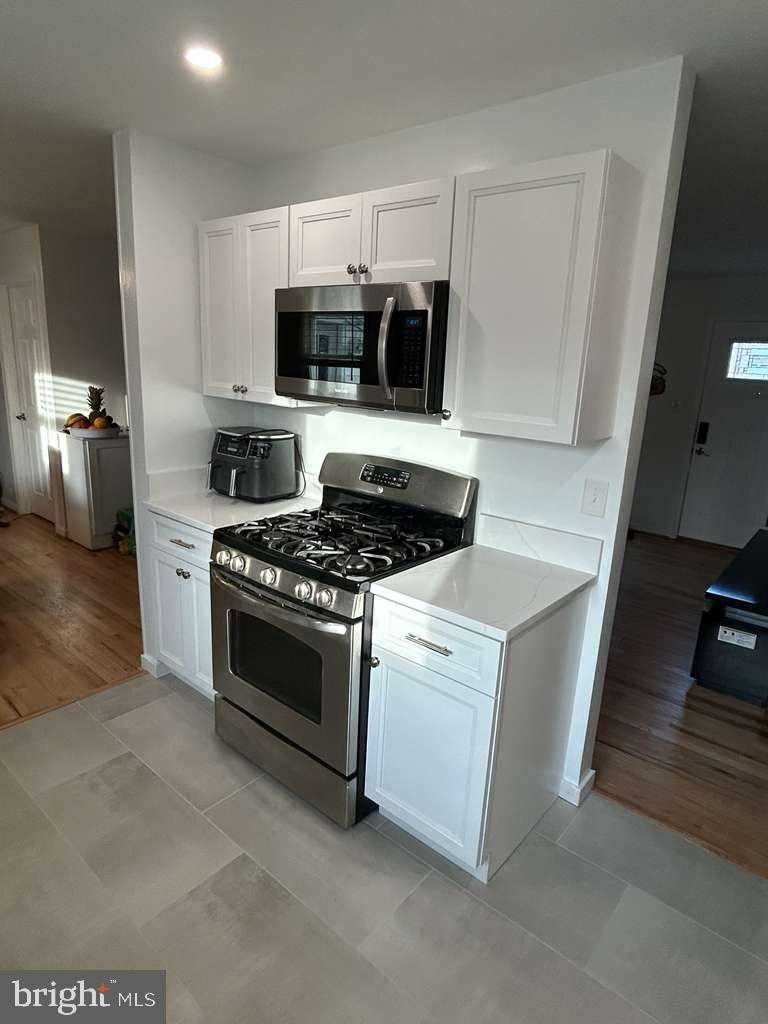 8014 Steadman St photo 14