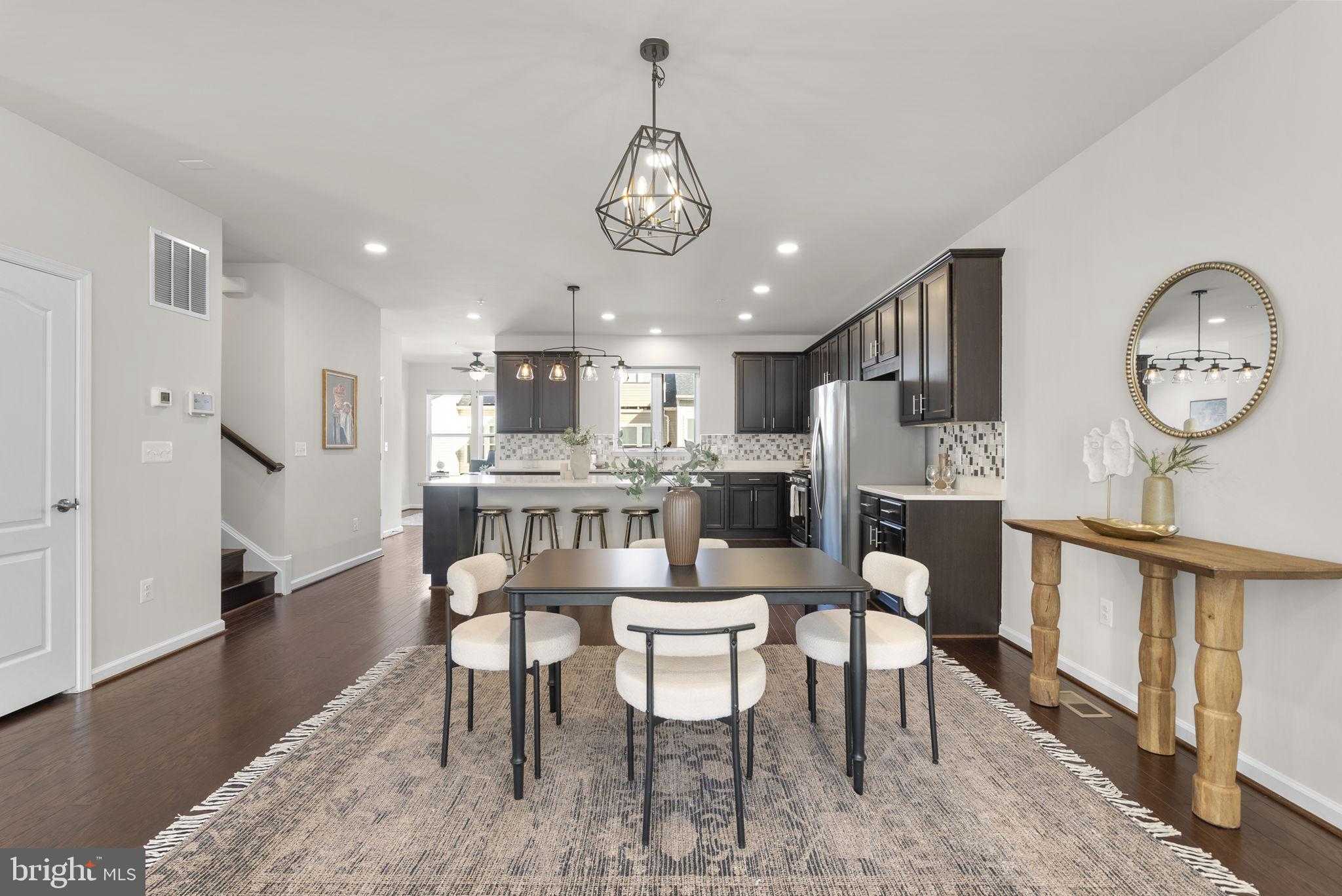 8312 Meadowood Dr photo 11