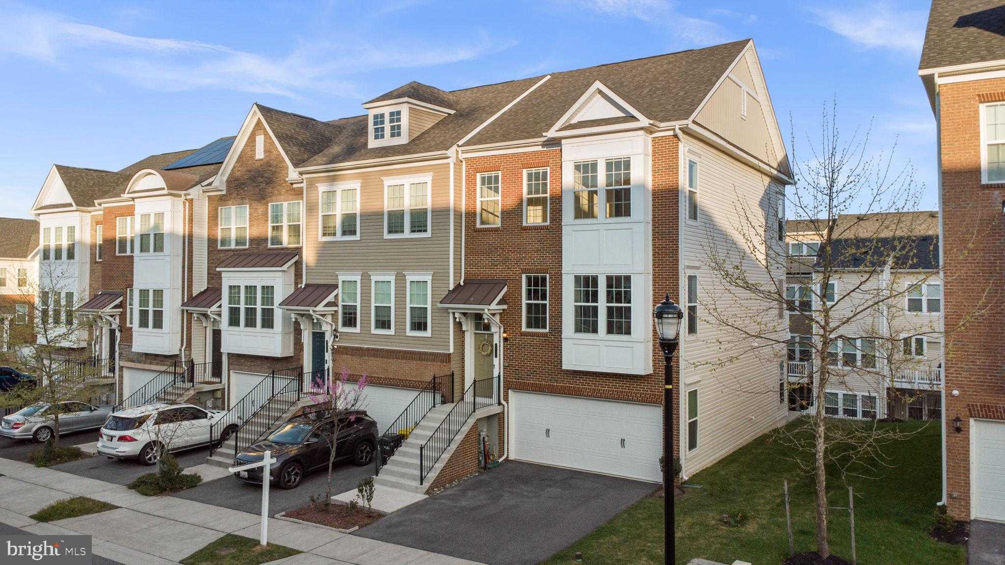 8312 Meadowood Dr photo 3