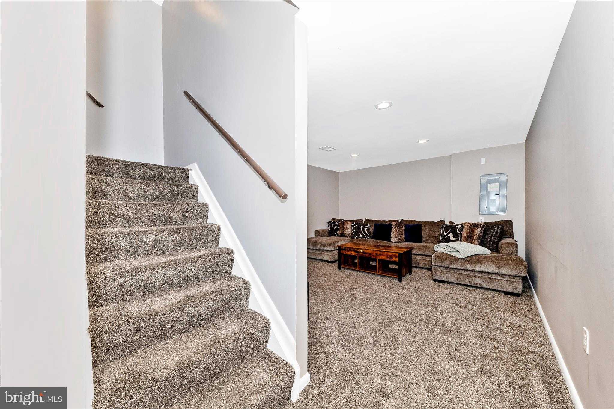 19010 Wootton Ave photo 30