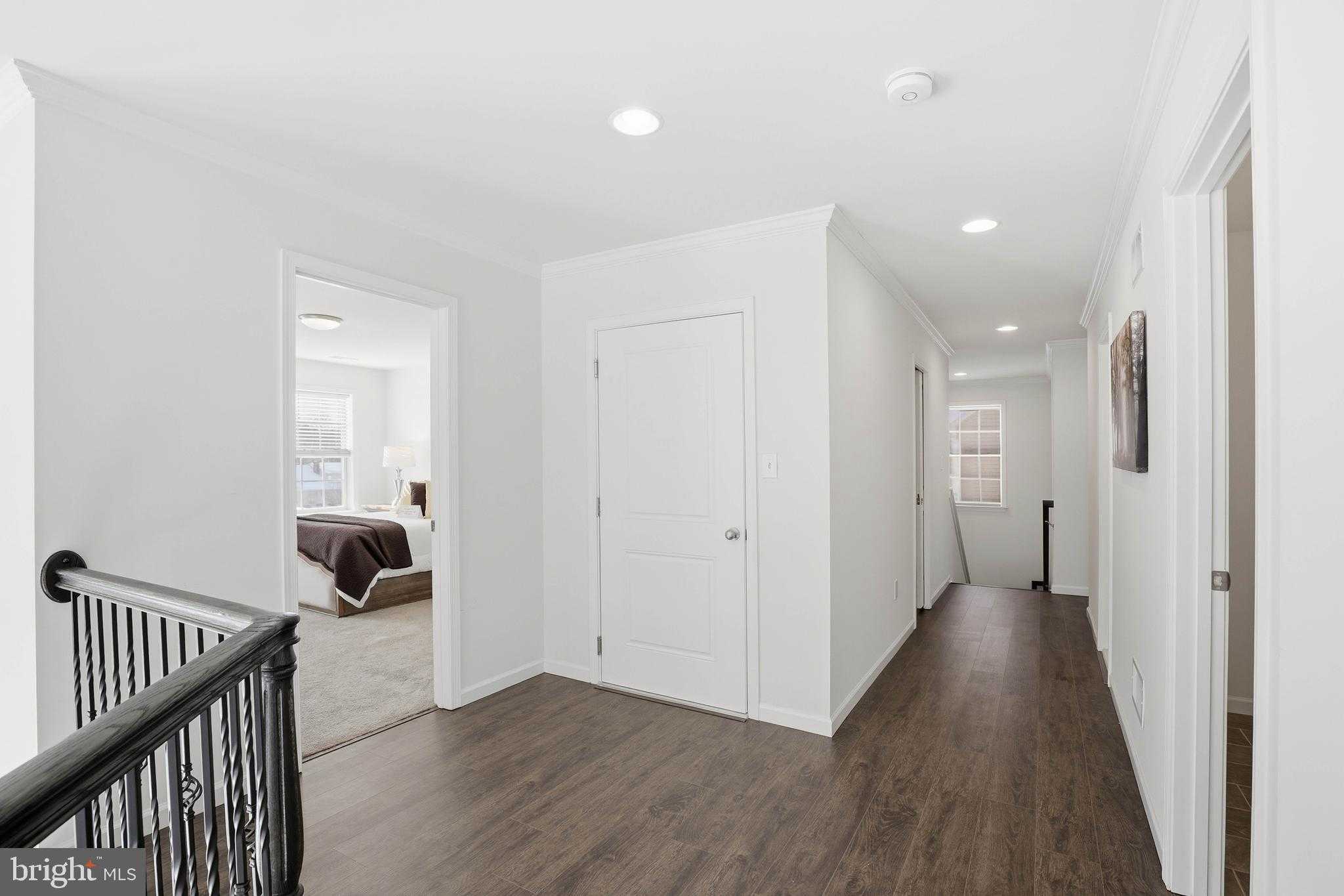 454 E Delp Rd photo 37