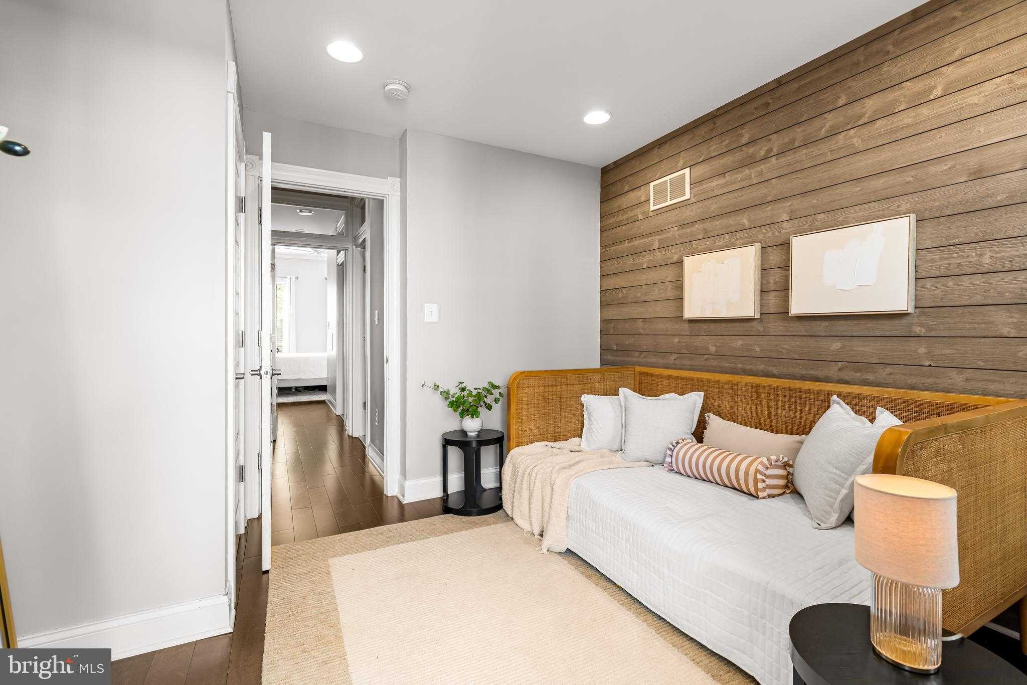 631 S Curley St photo 29