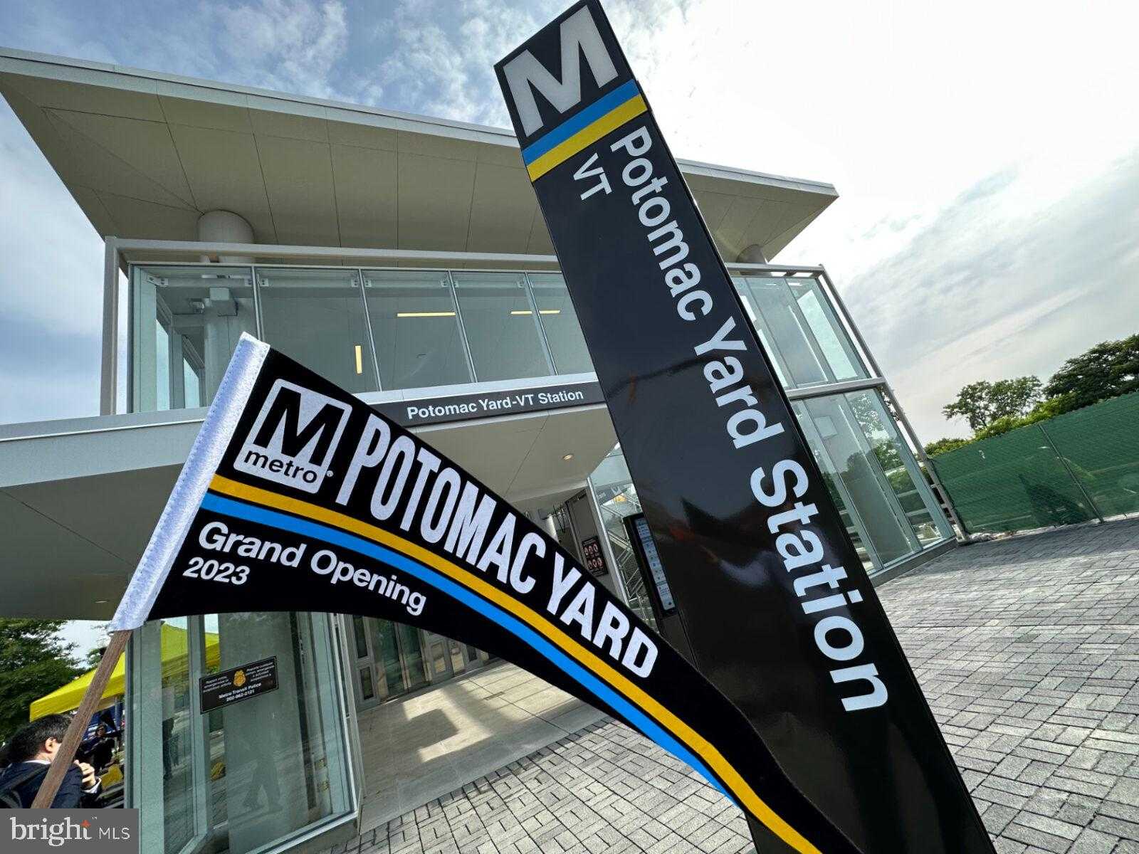 700 Chetworth Pl photo 51