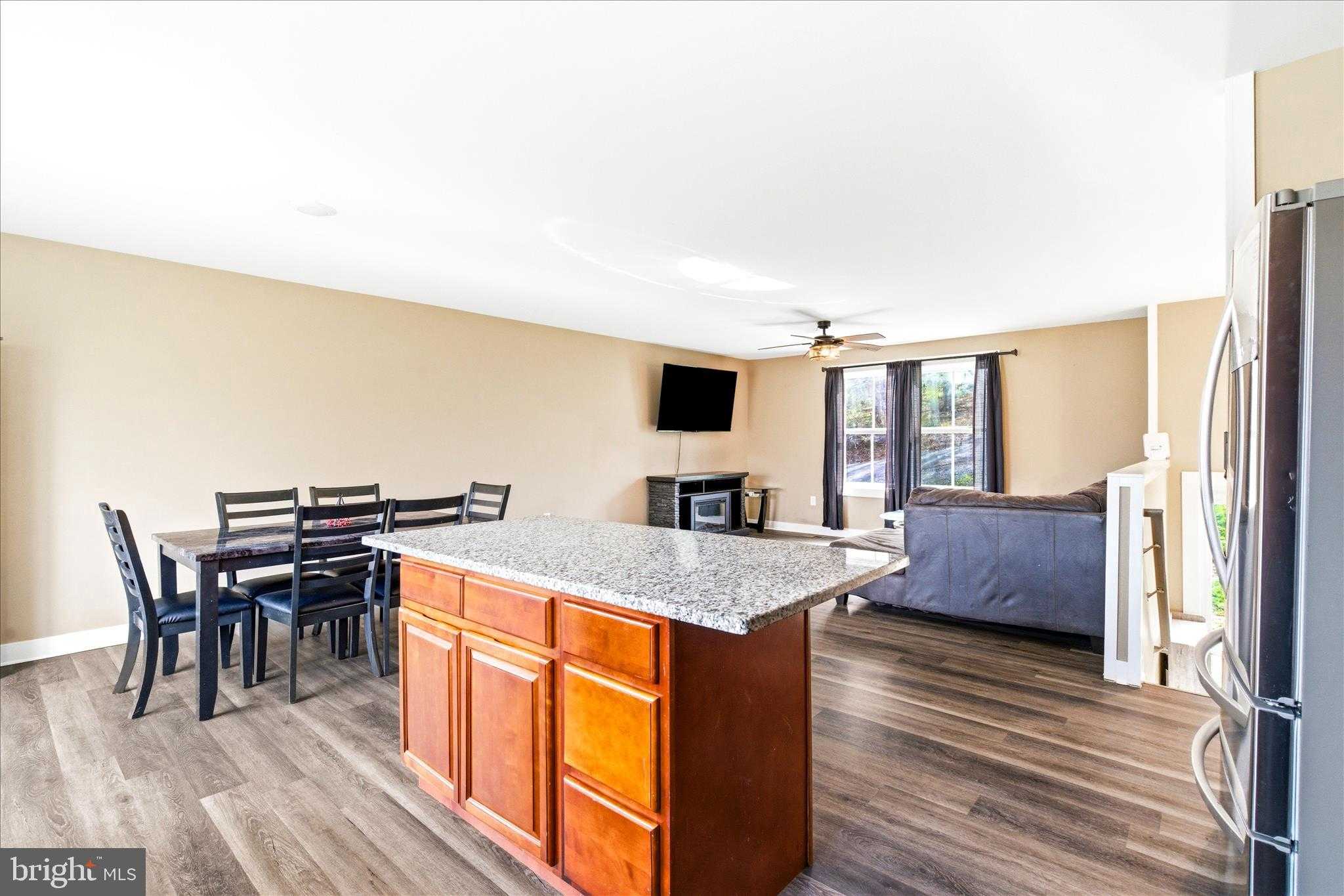 8 Brenda Trl photo 16