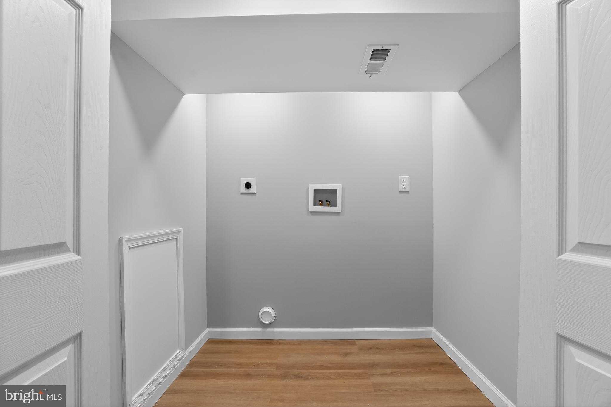 4134 Taylor Ave photo 33