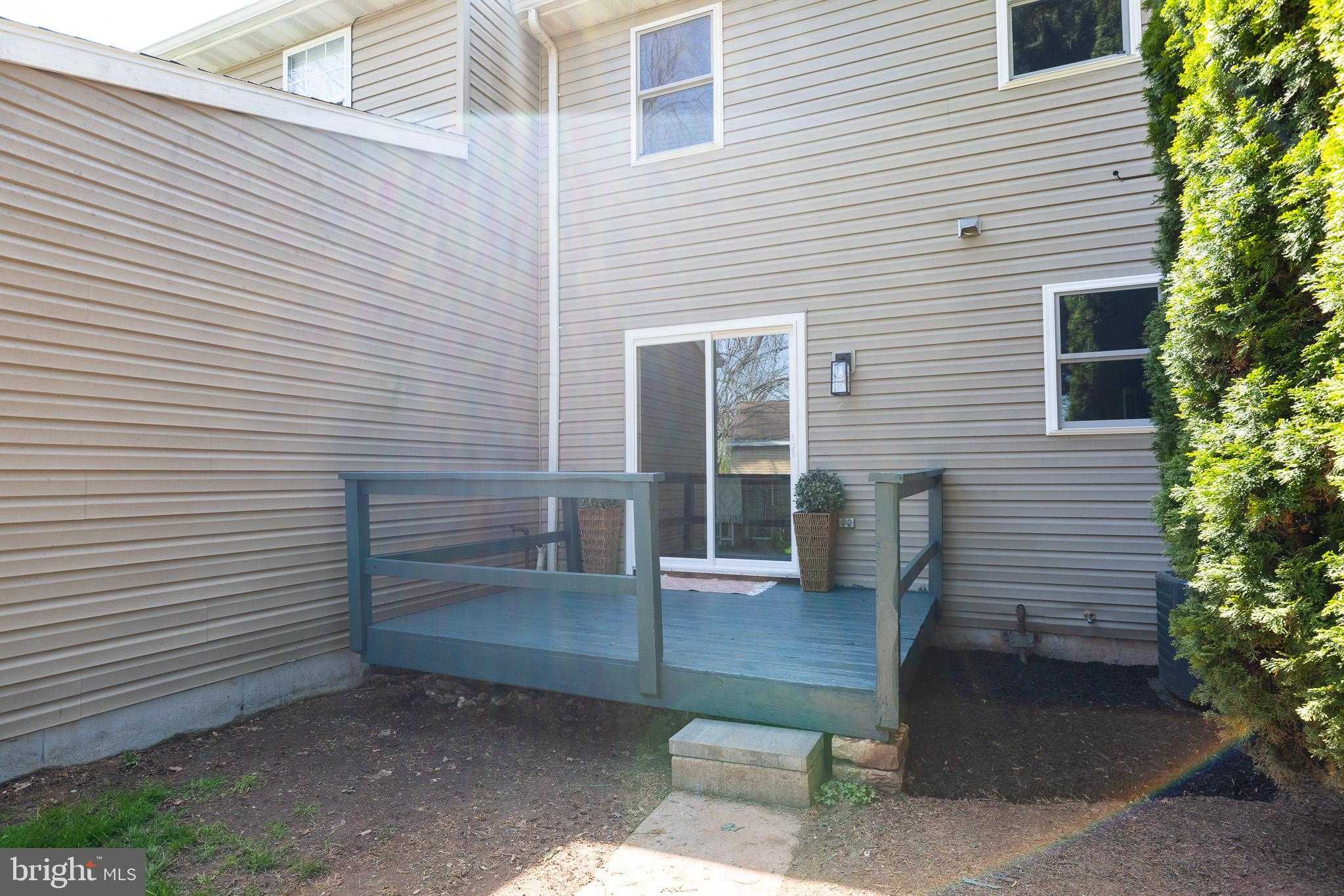 10 Fiddler Dr photo 14