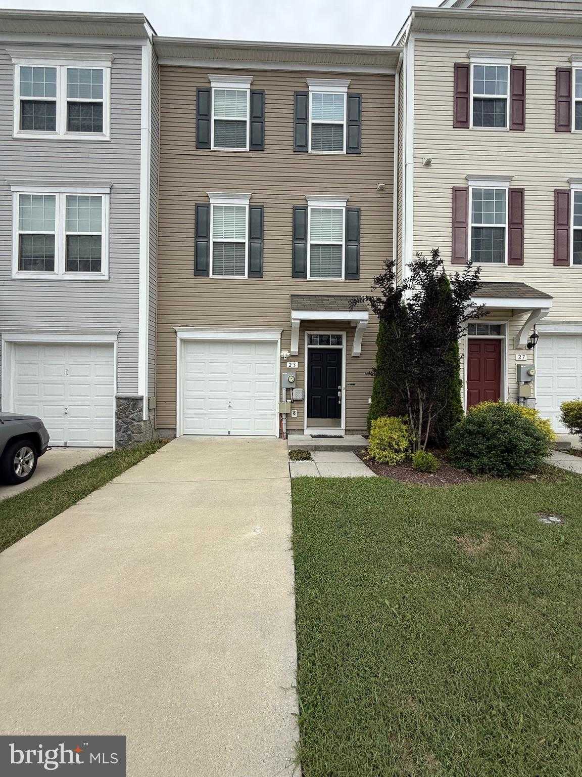 23 Landis CT photo 2