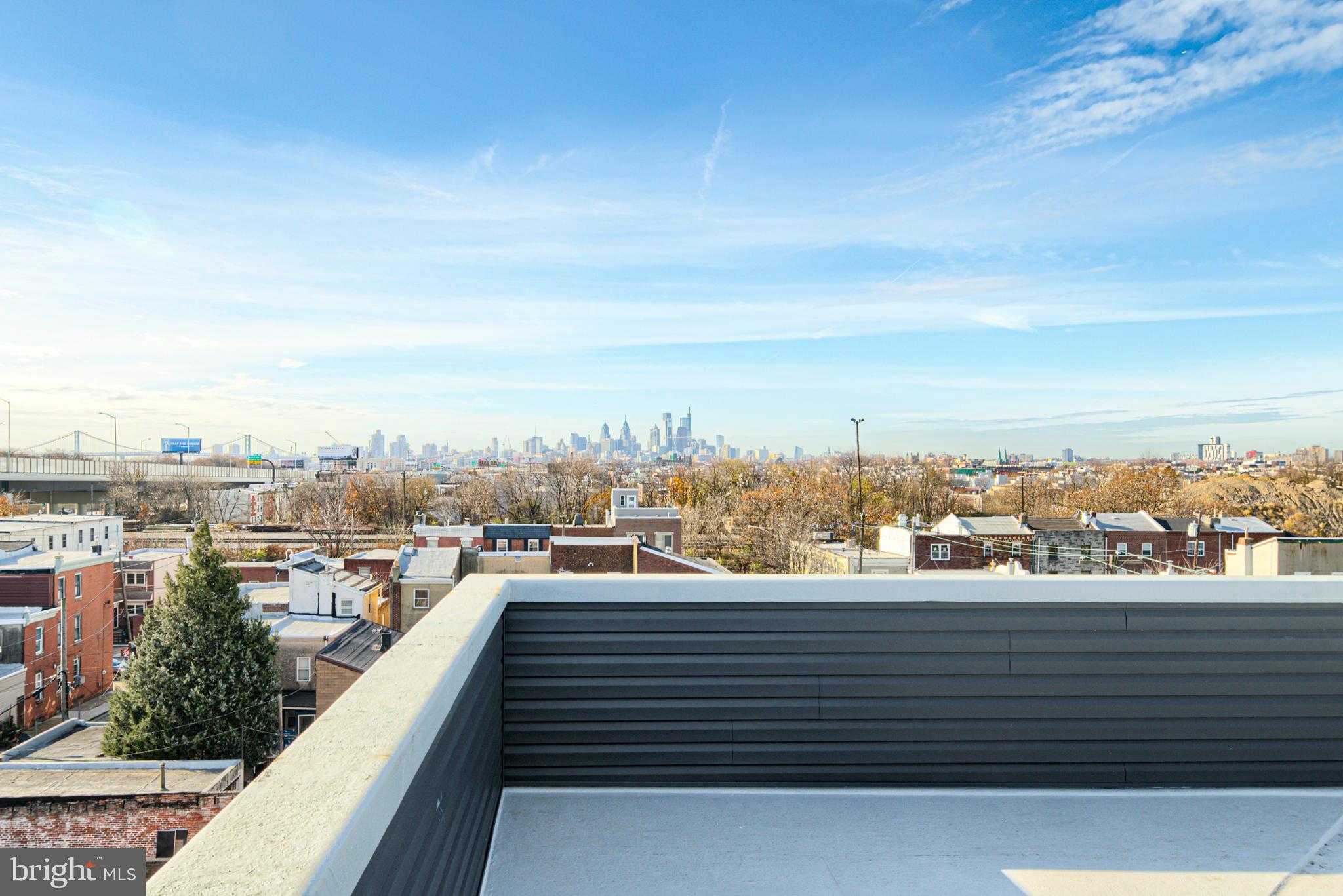 2827 Edgemont St photo 26