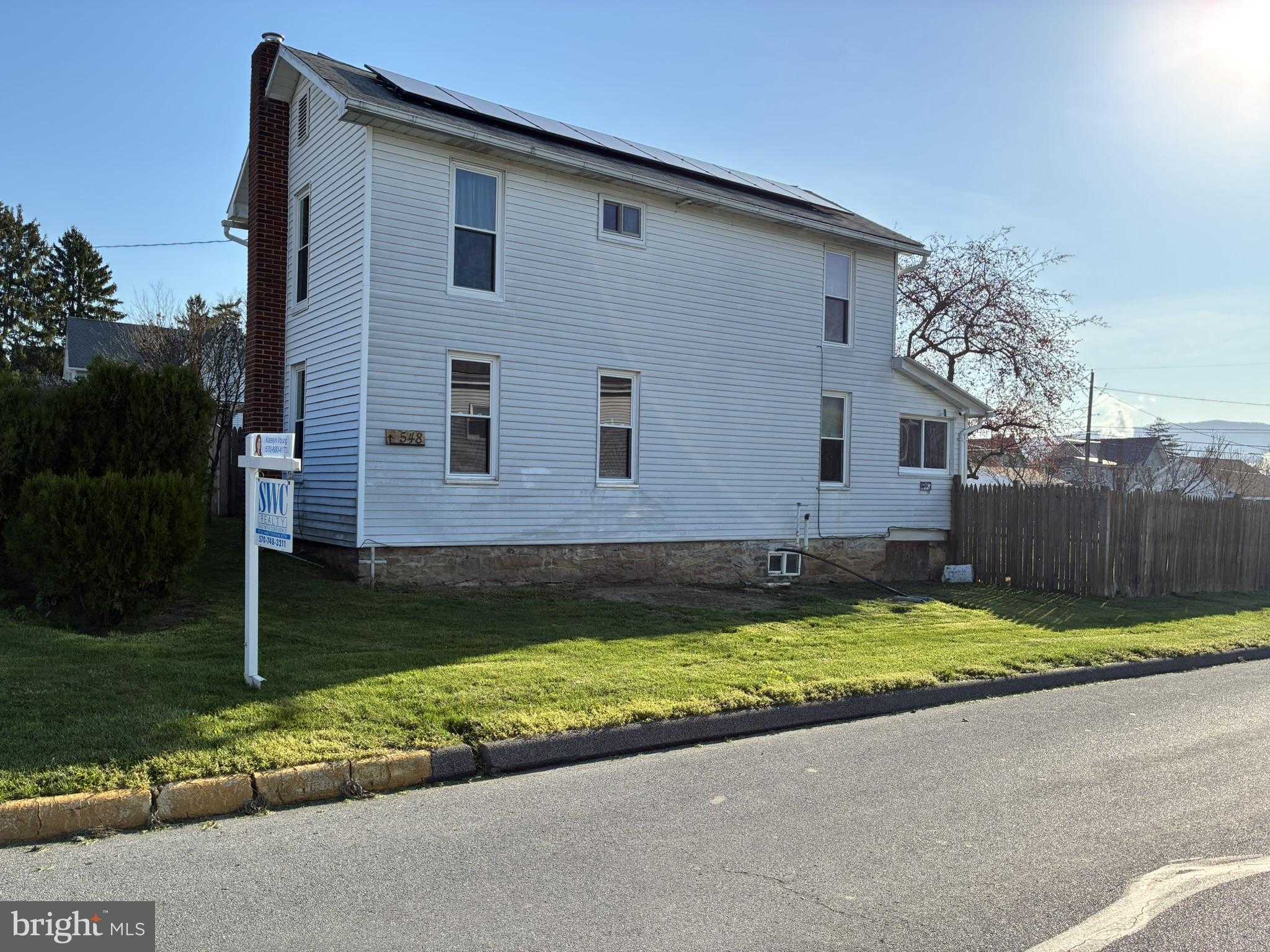 548 Huston St photo 49