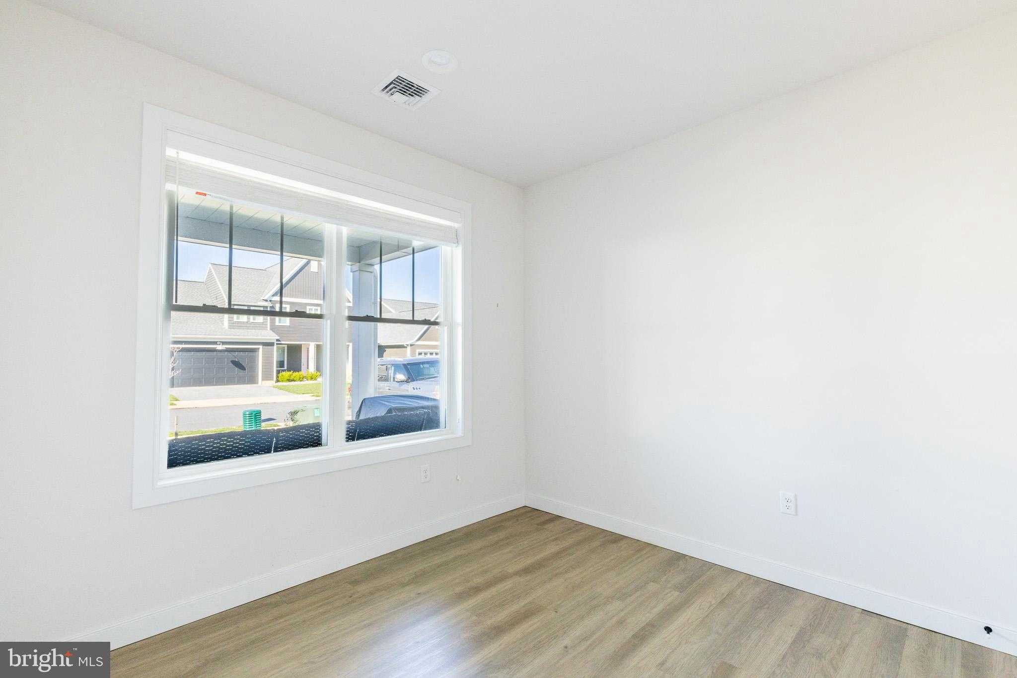 1404 Barrington Dr photo 45