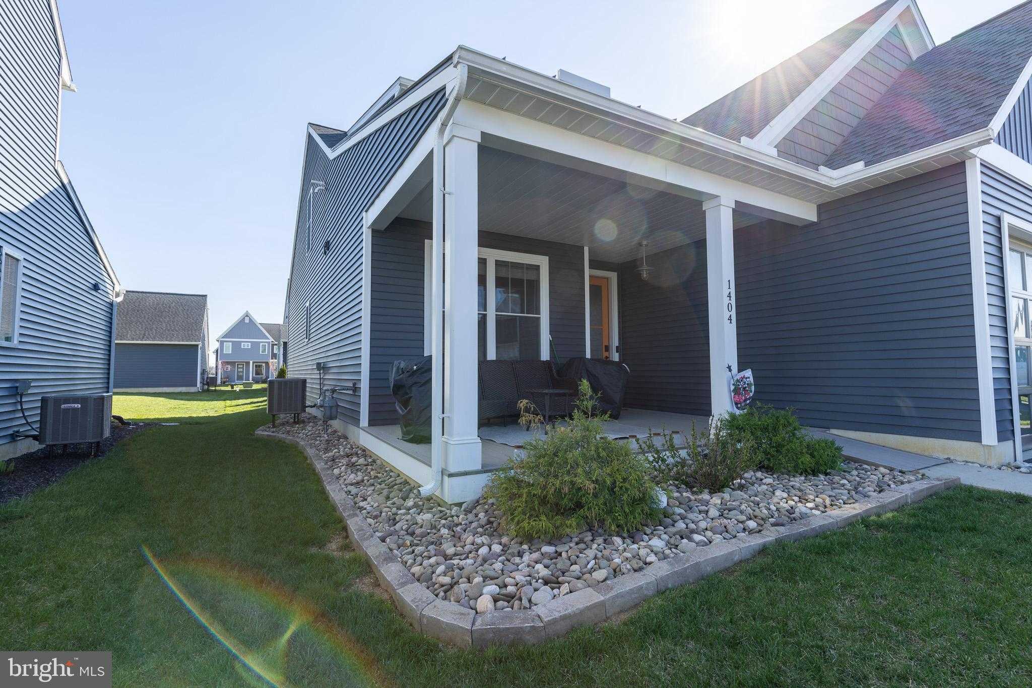 1404 Barrington Dr photo 7