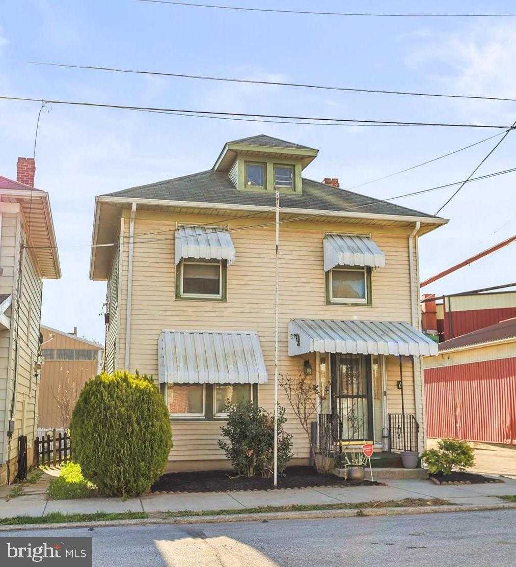 4 S Penn St, Hanover