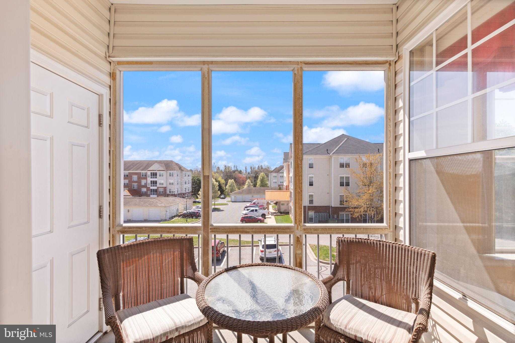 301 Tiree CT photo 27