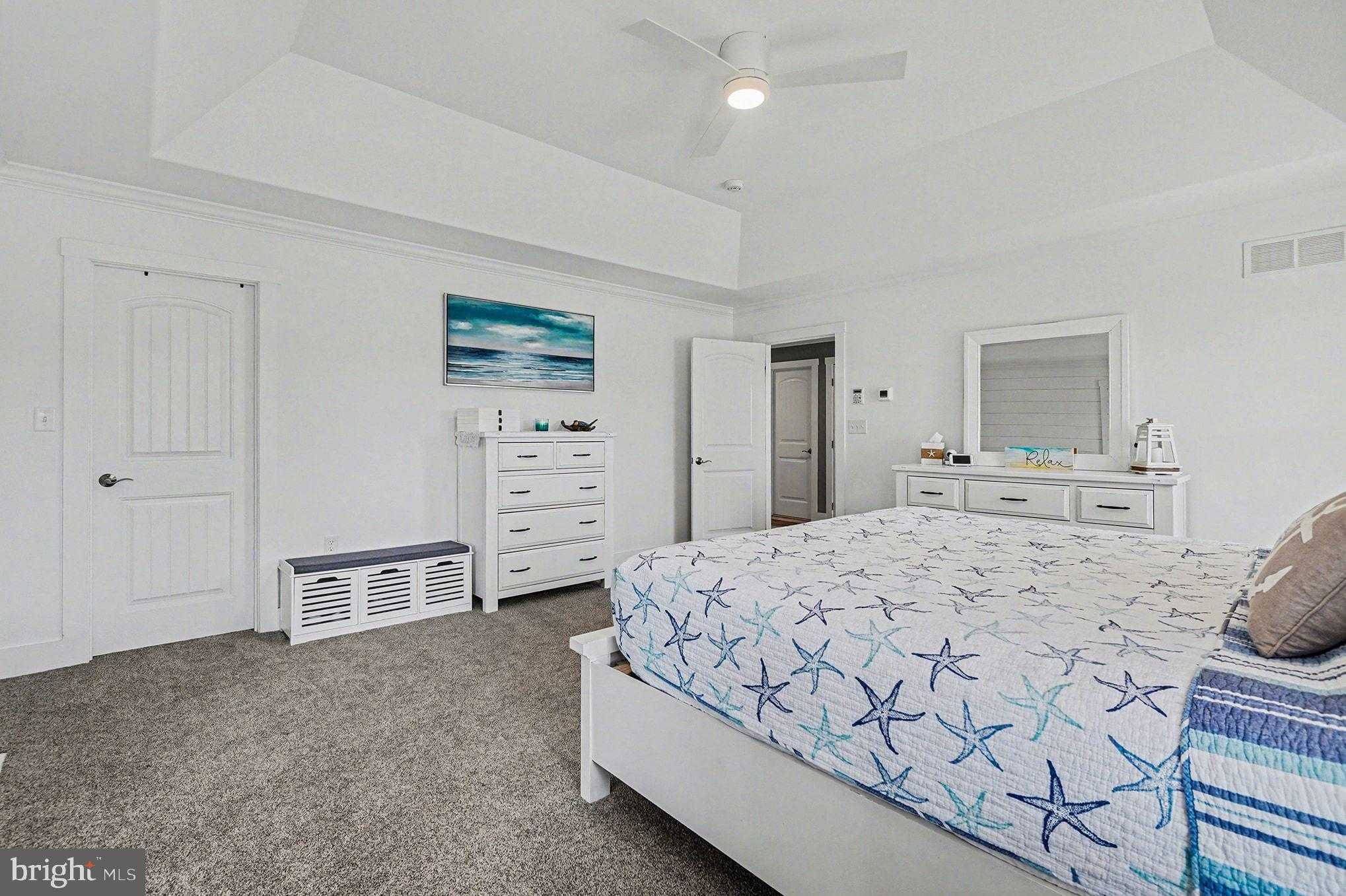 6390 Peregrine Way photo 32