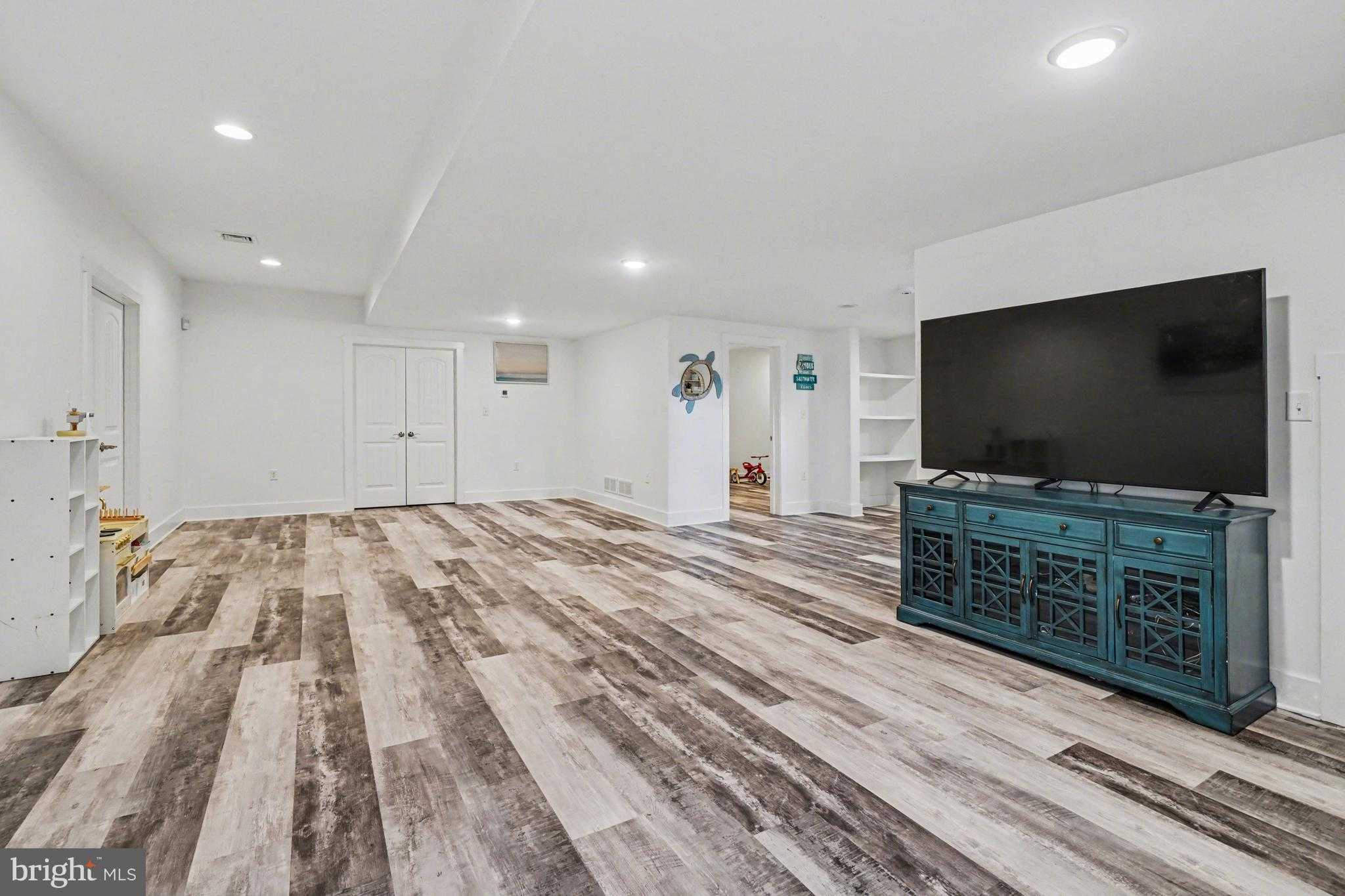 6390 Peregrine Way photo 51