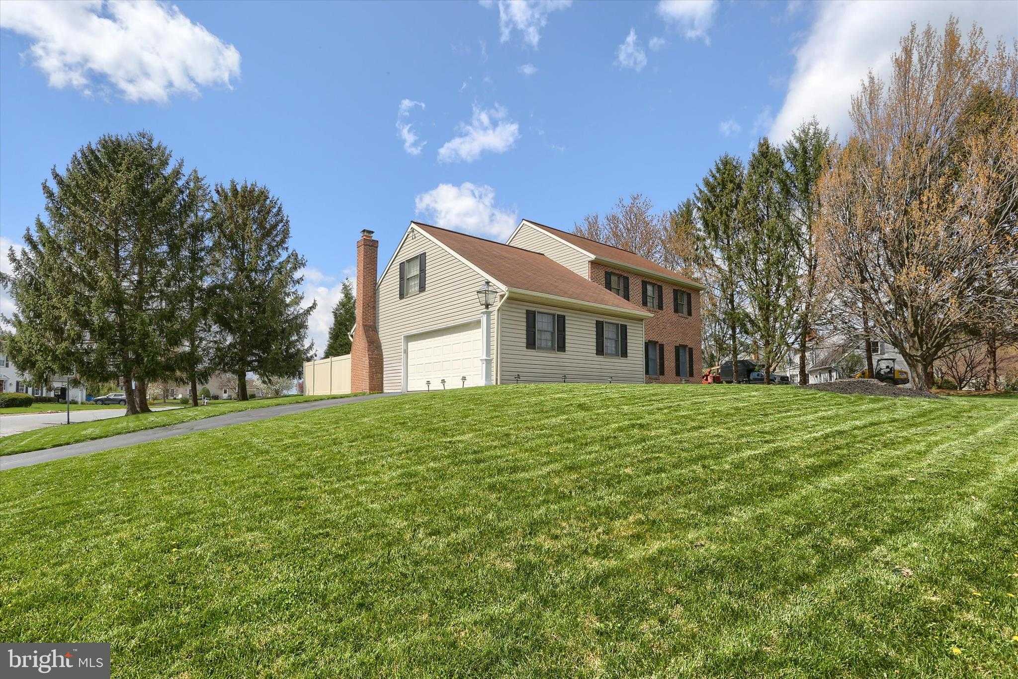 901 Jade Ave photo 7