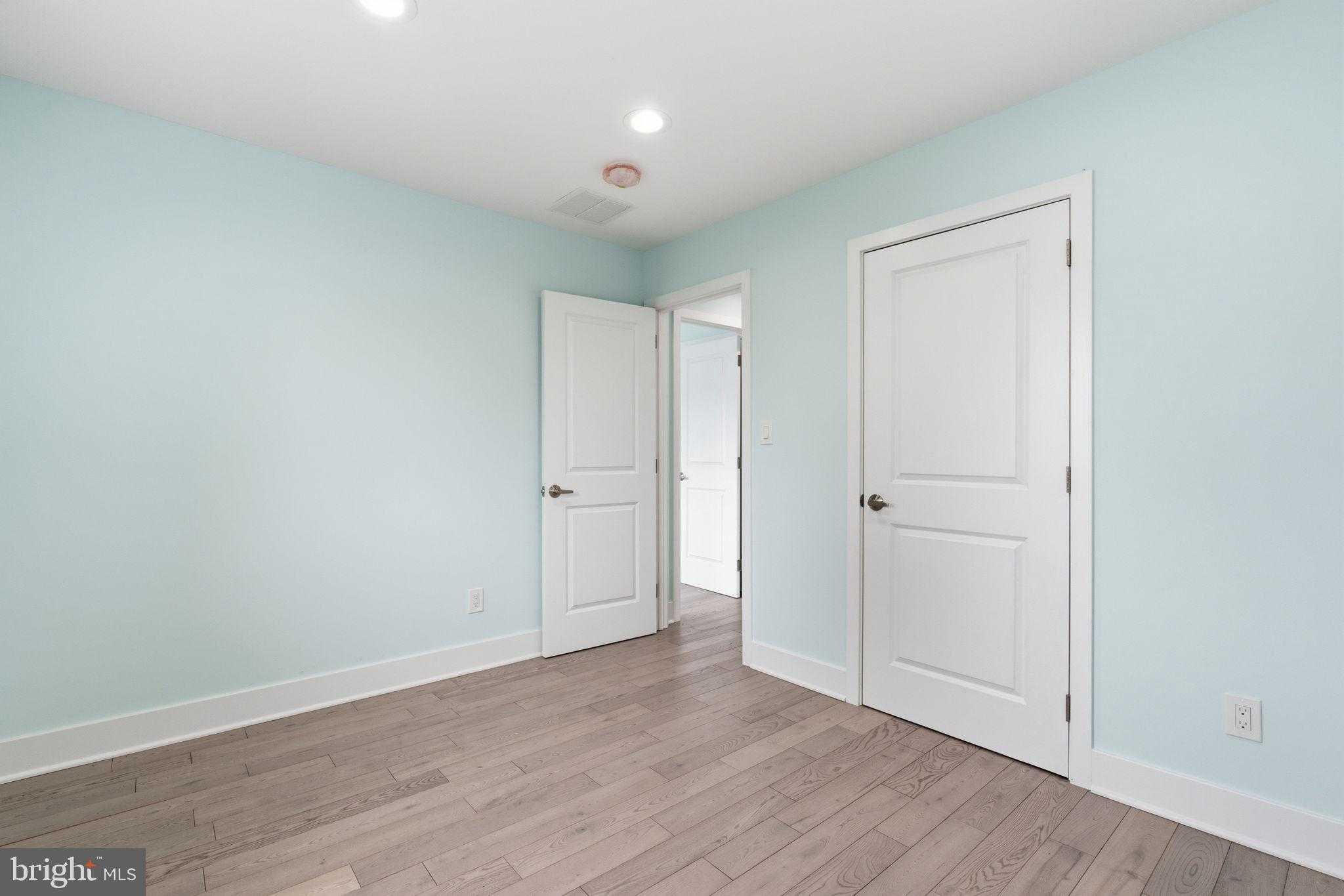 1944 Morrell St photo 25