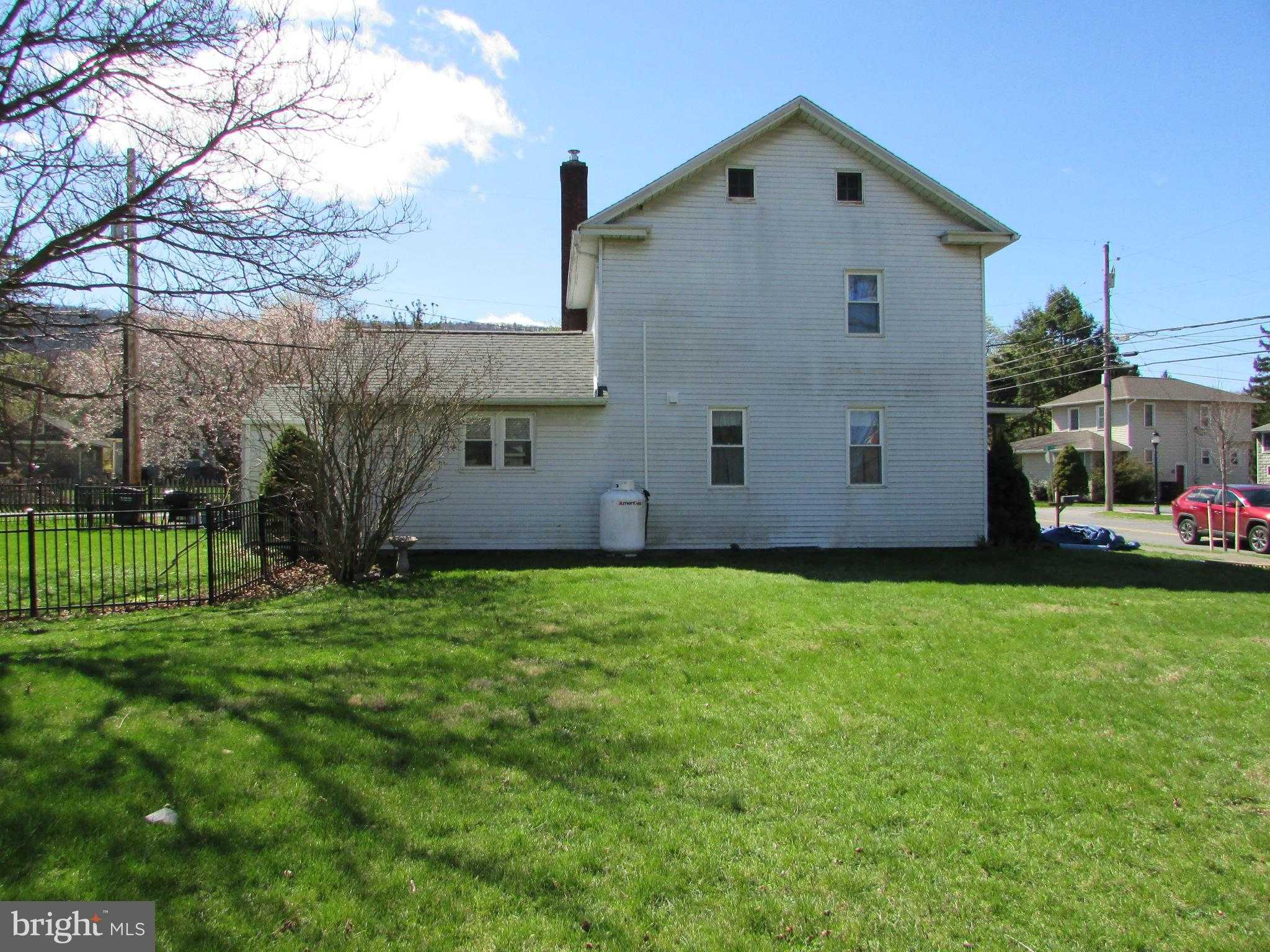 217 N Church St photo 37