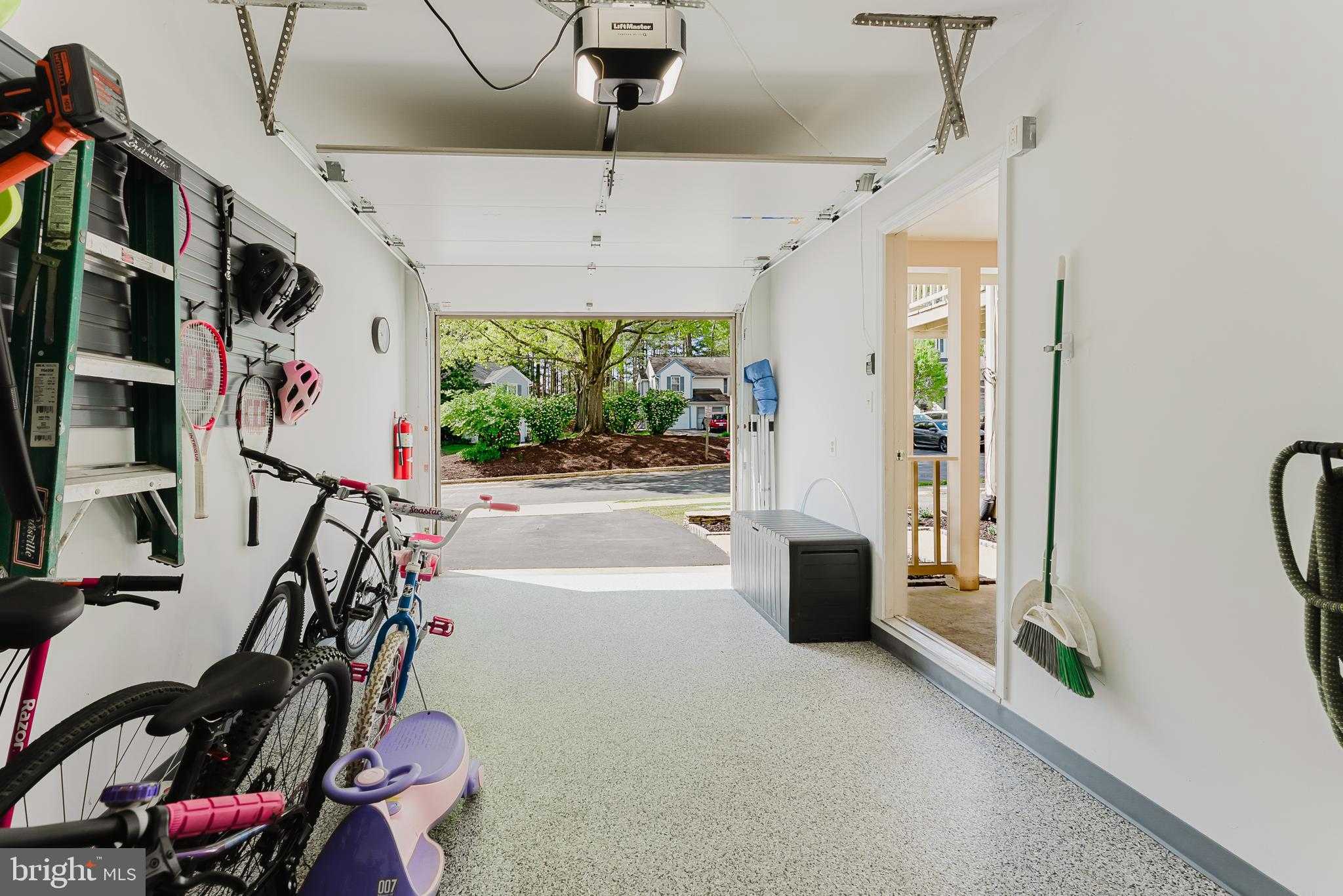 10214 Faire Commons CT photo 35