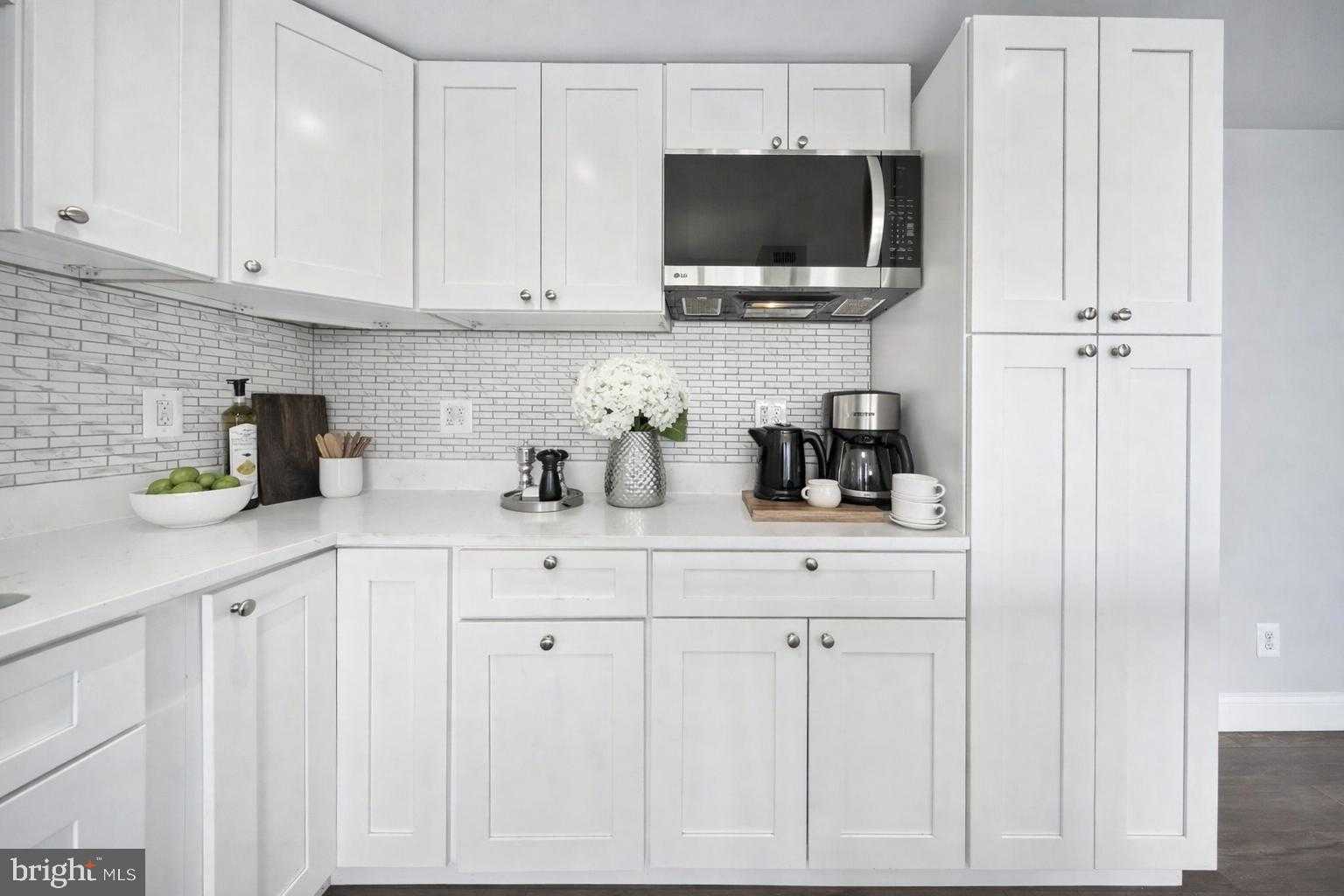 4600 Duke St Apt 426 photo 4