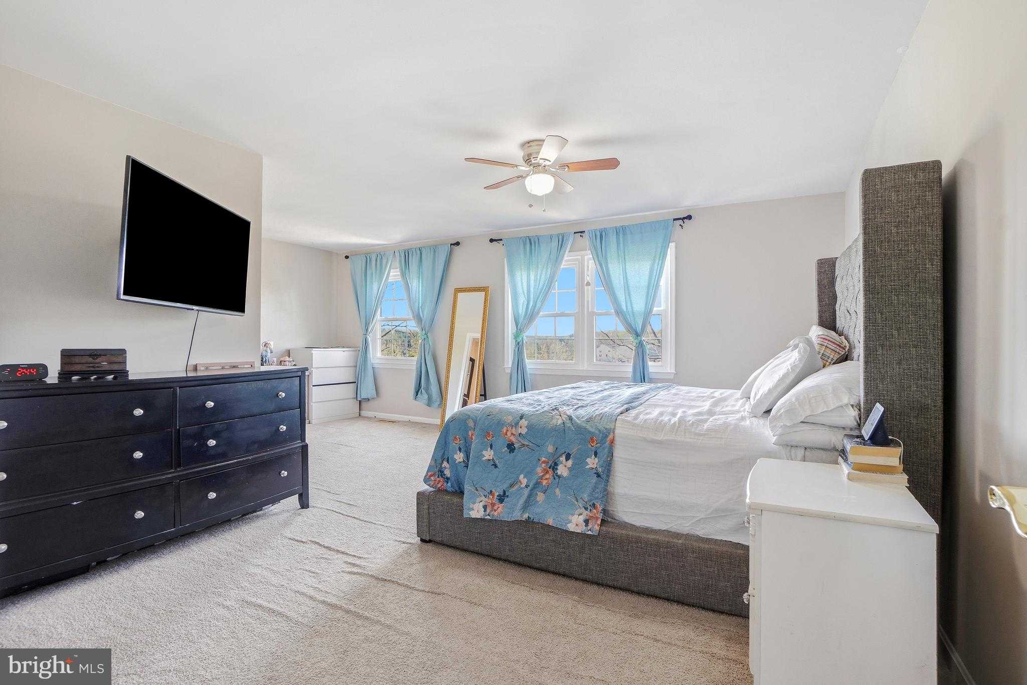 19720 Greenside Ter photo 24