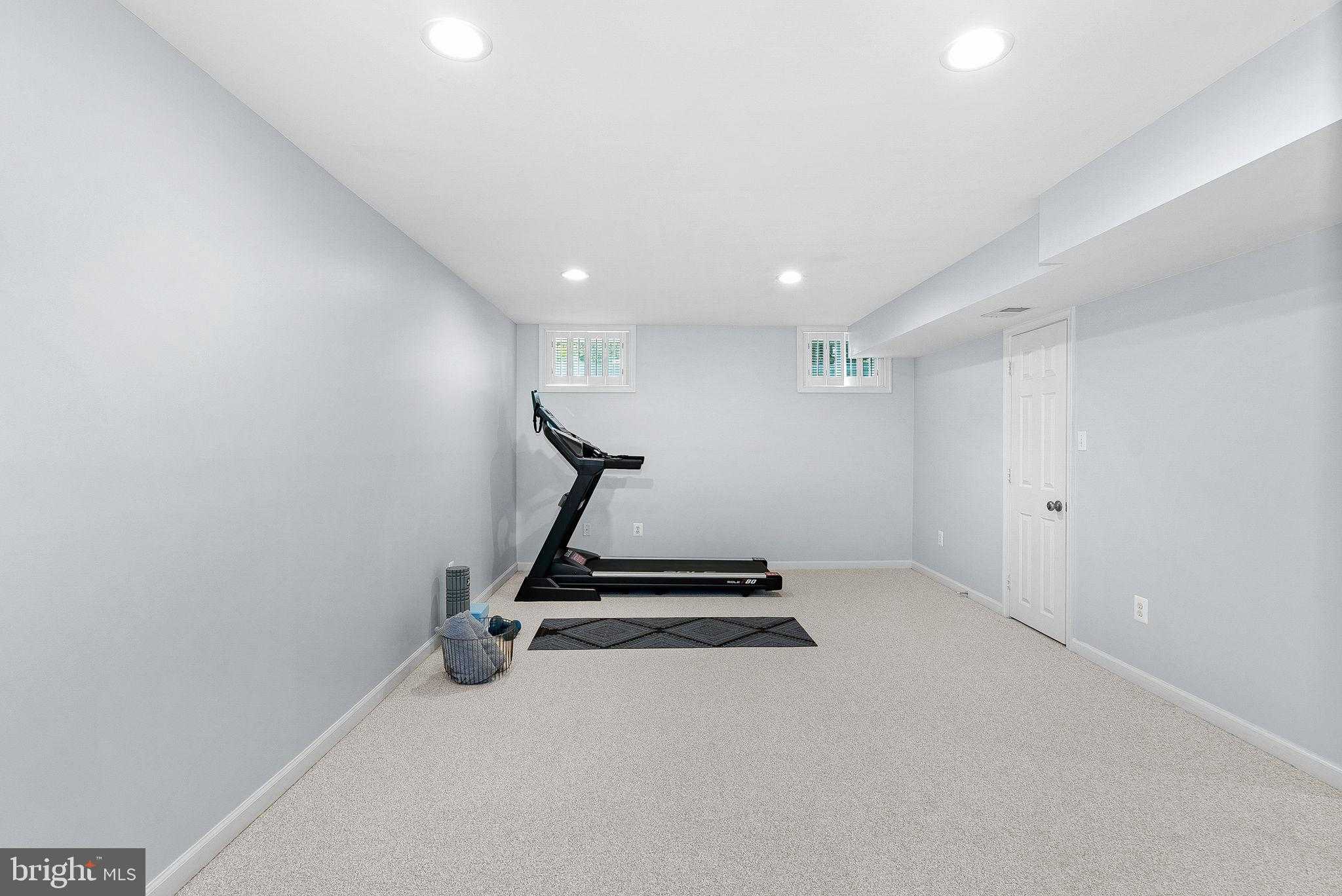 20630 Bridgeport CT photo 31