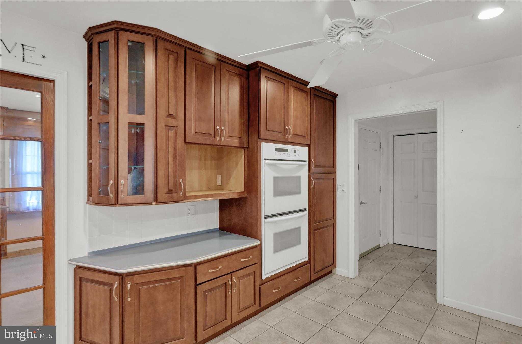 602 N Brobst St photo 20