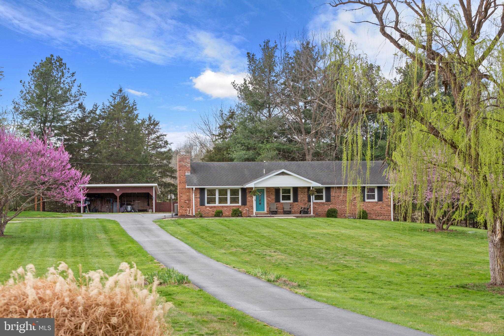 549 Arrowhead Ln, New Market