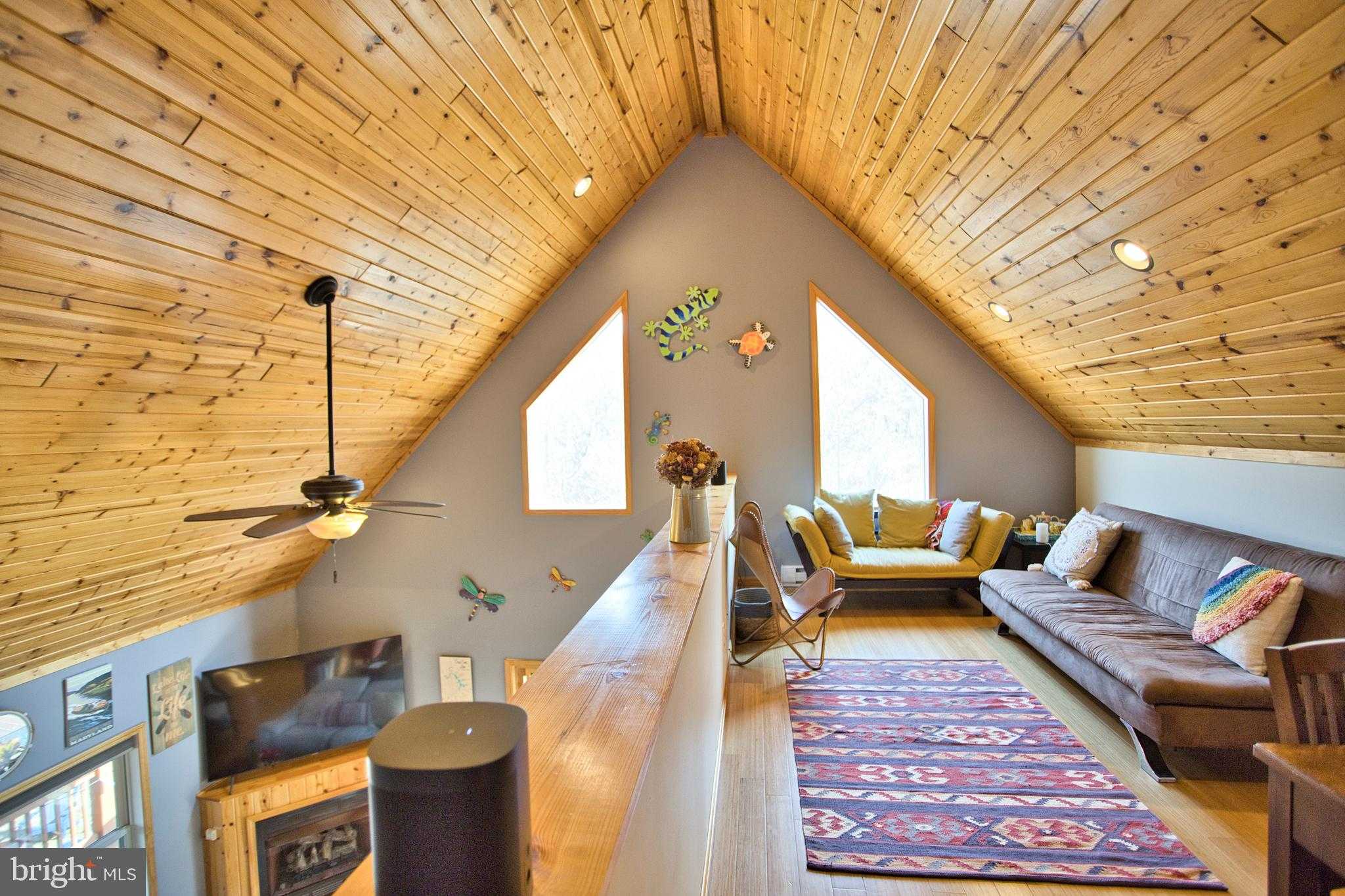 208 Smiley Face Ln photo 67